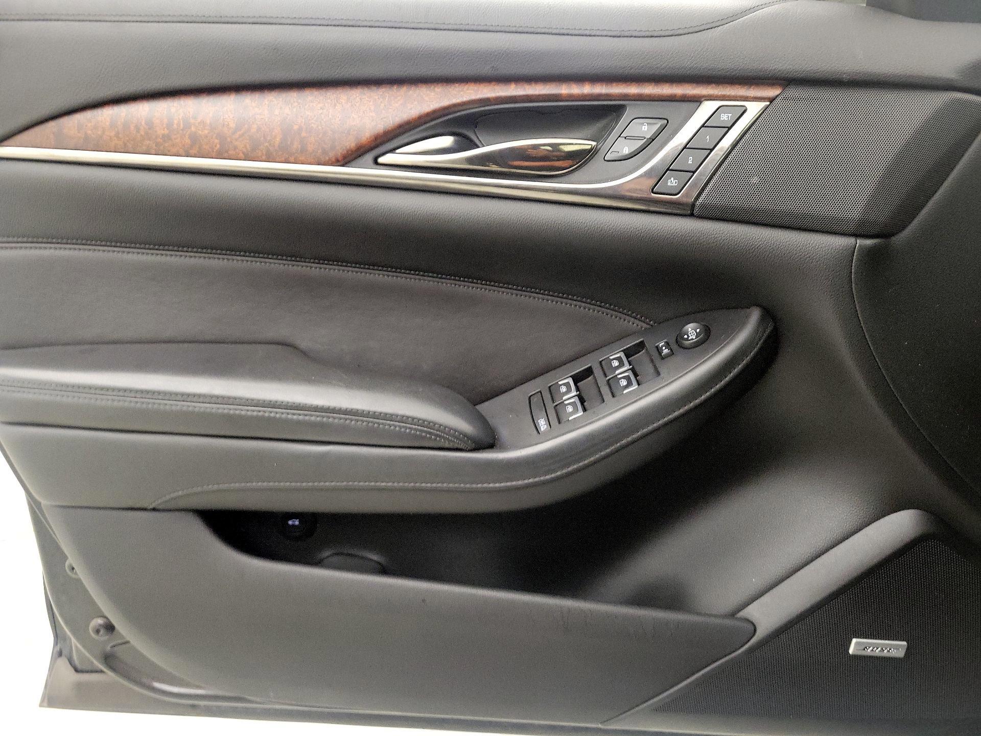 Thumbnail: 2019 Cadillac CTS - 12