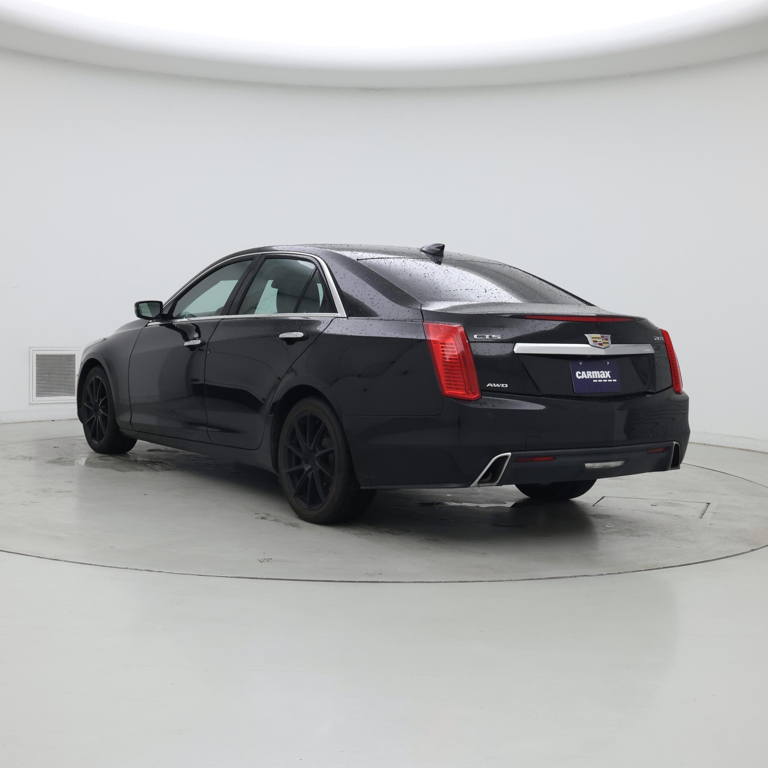 Thumbnail: 2019 Cadillac CTS - 2