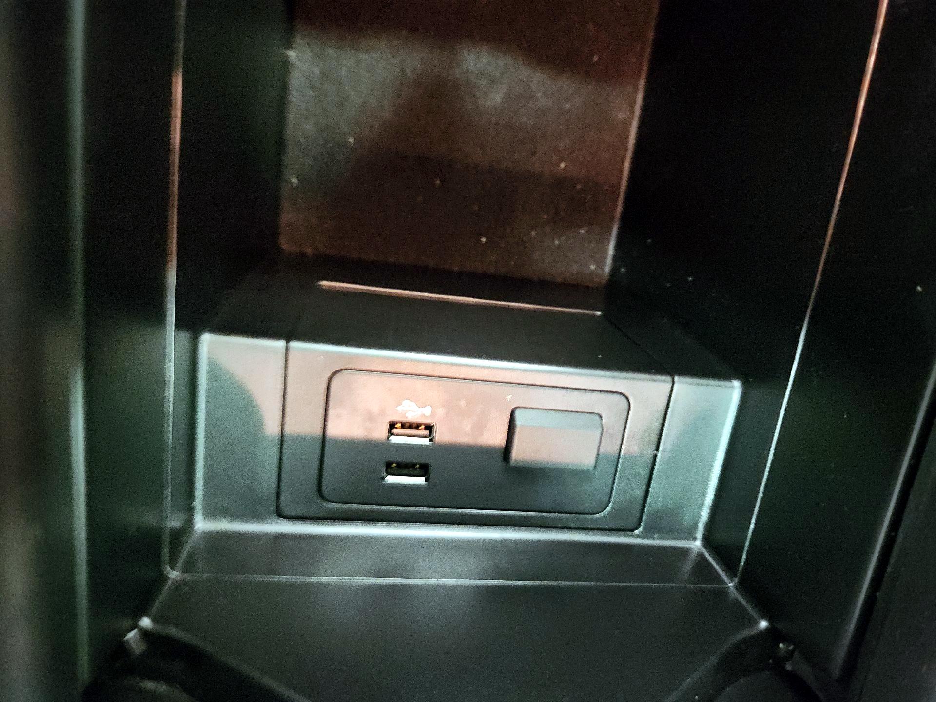 Thumbnail: 2021 Mazda CX-9 - 18