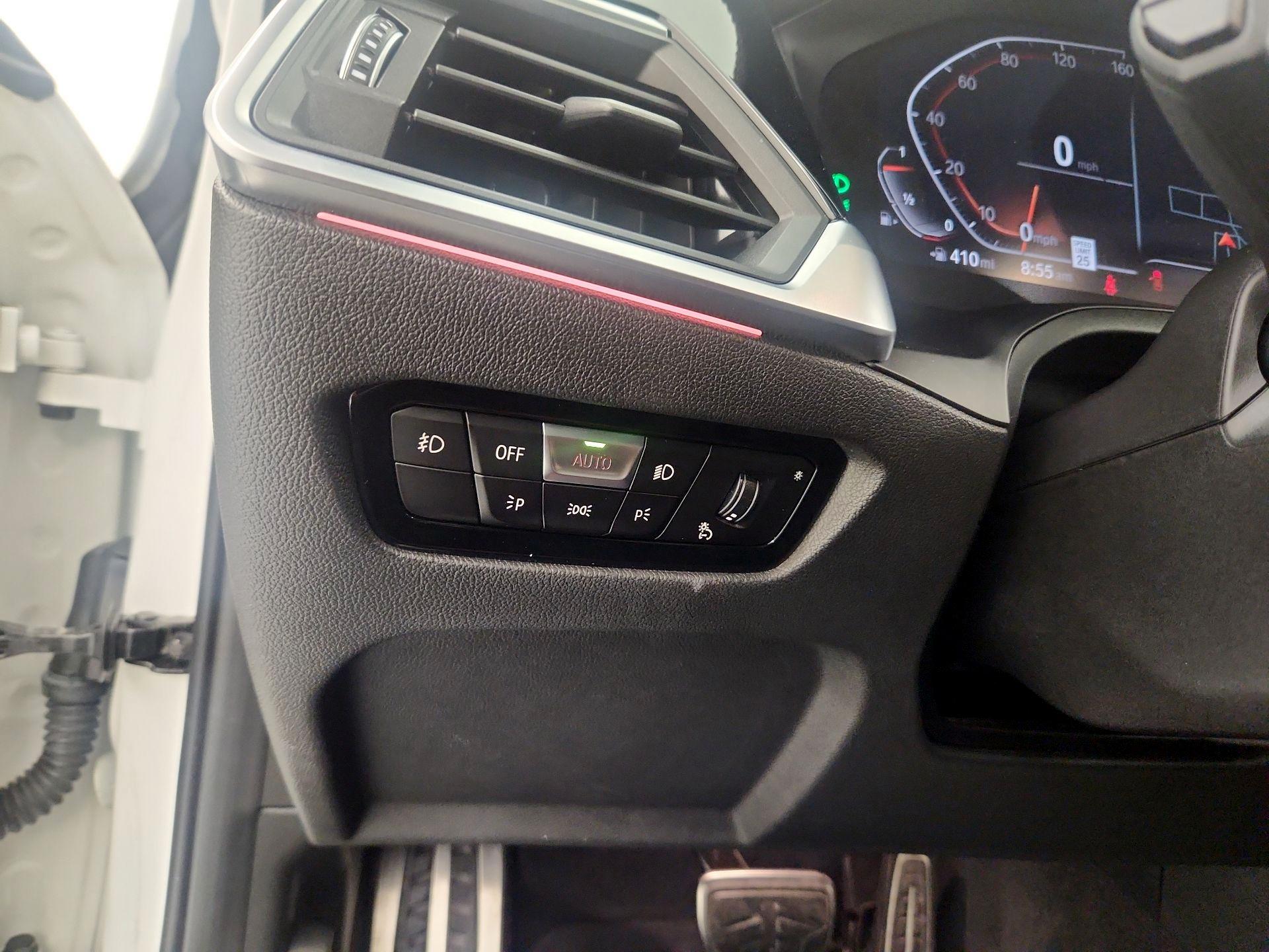 Thumbnail: 2022 BMW 3 Series - 13