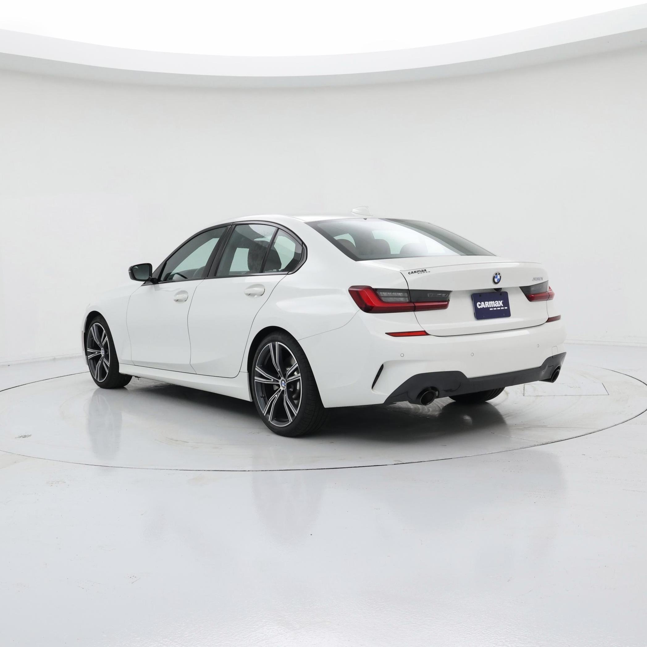 Thumbnail: 2022 BMW 3 Series - 2