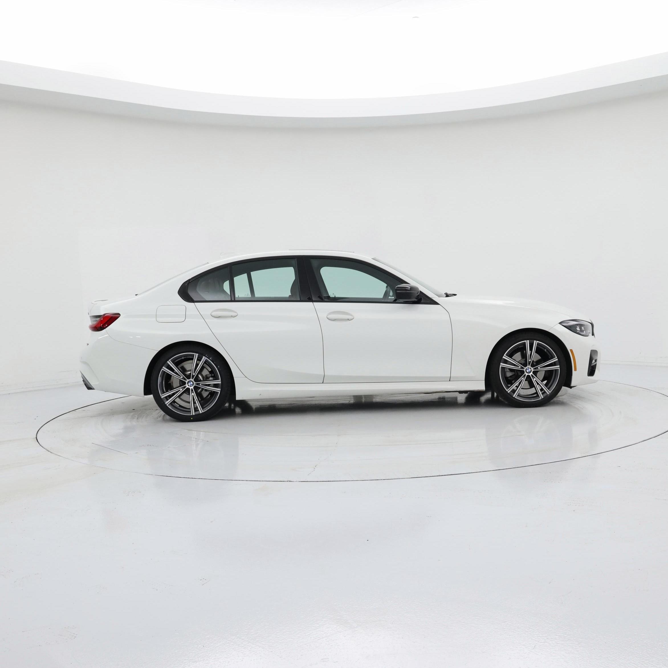 Thumbnail: 2022 BMW 3 Series - 7