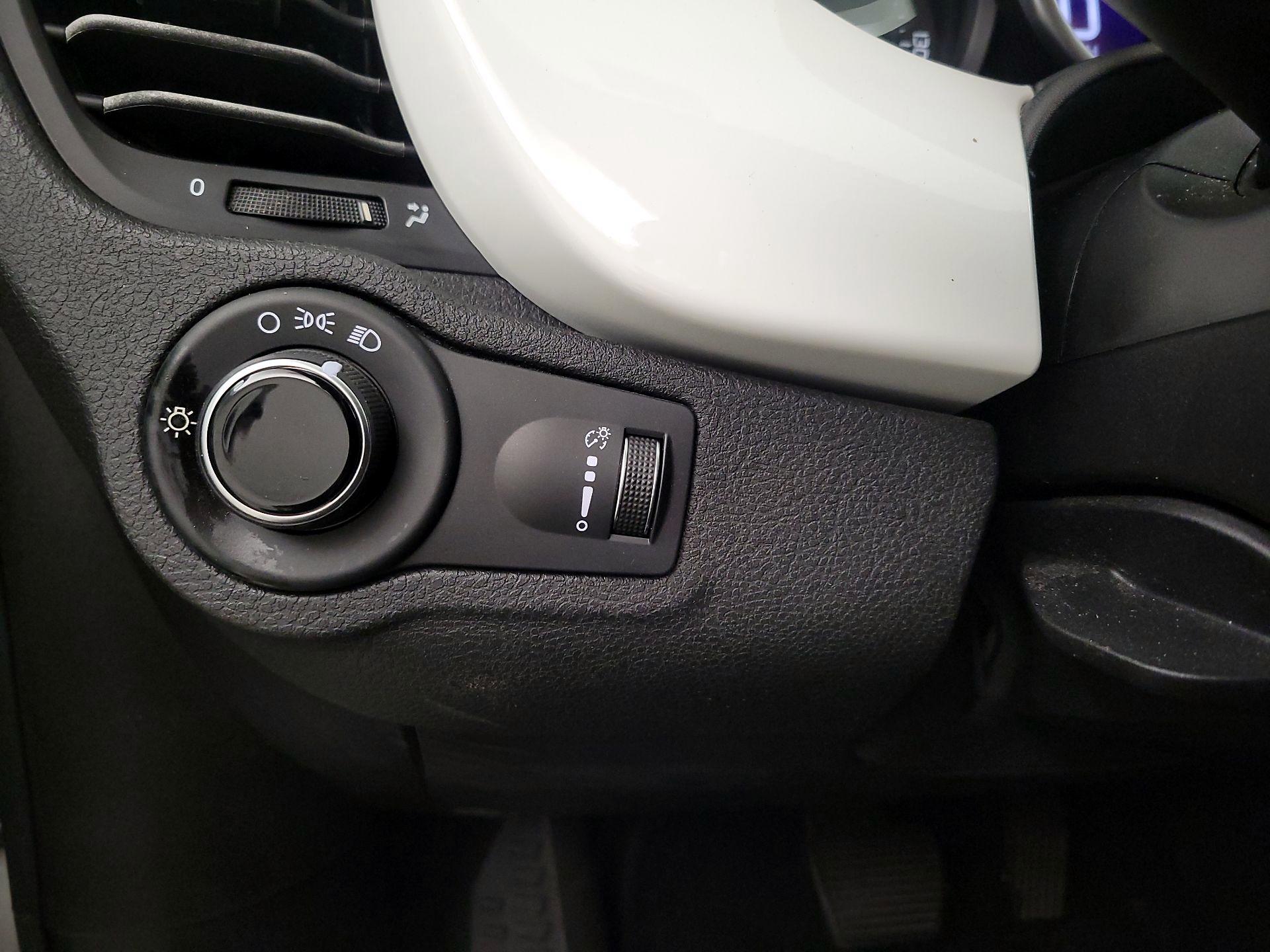 Thumbnail: 2016 Fiat 500X - 13