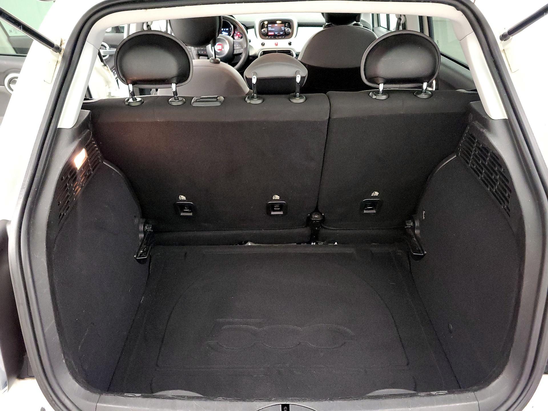 Thumbnail: 2016 Fiat 500X - 19