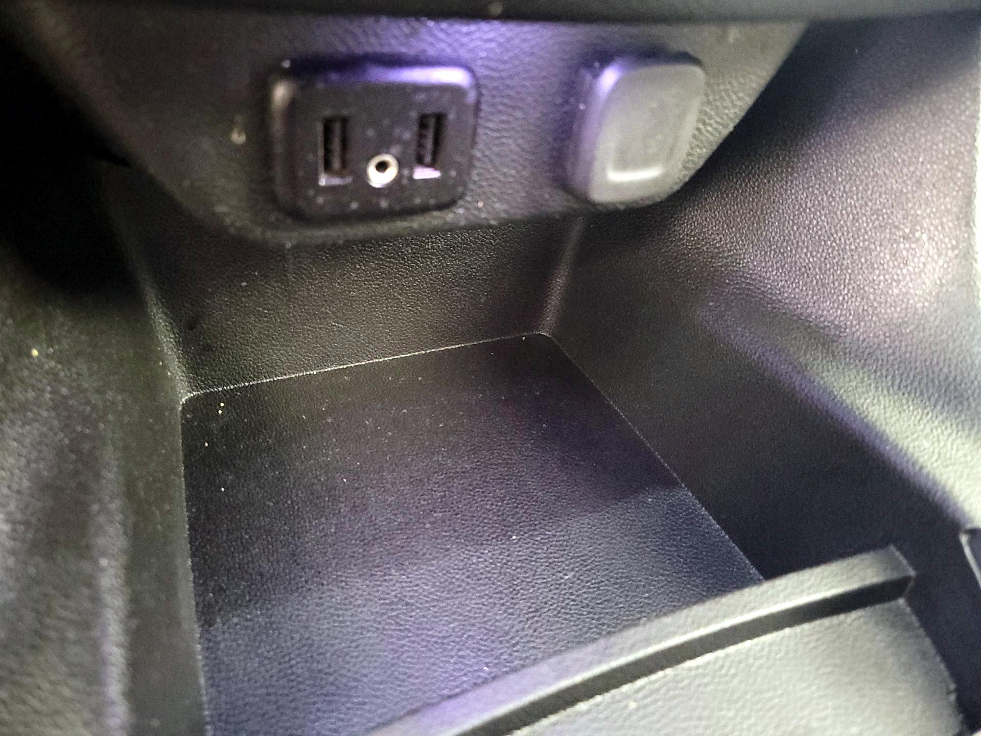 Thumbnail: 2022 Chevrolet Traverse - 18