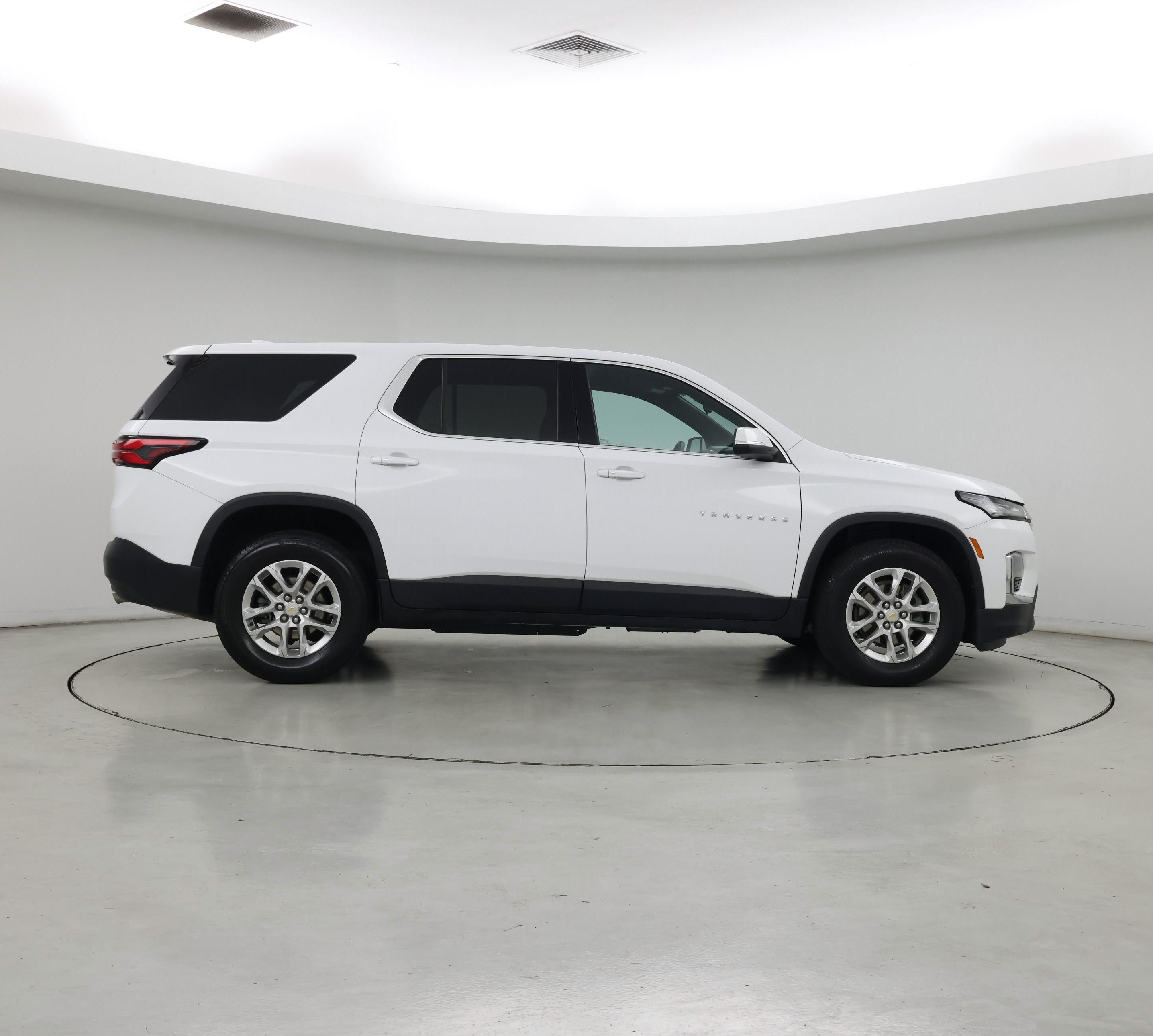 Thumbnail: 2022 Chevrolet Traverse - 7