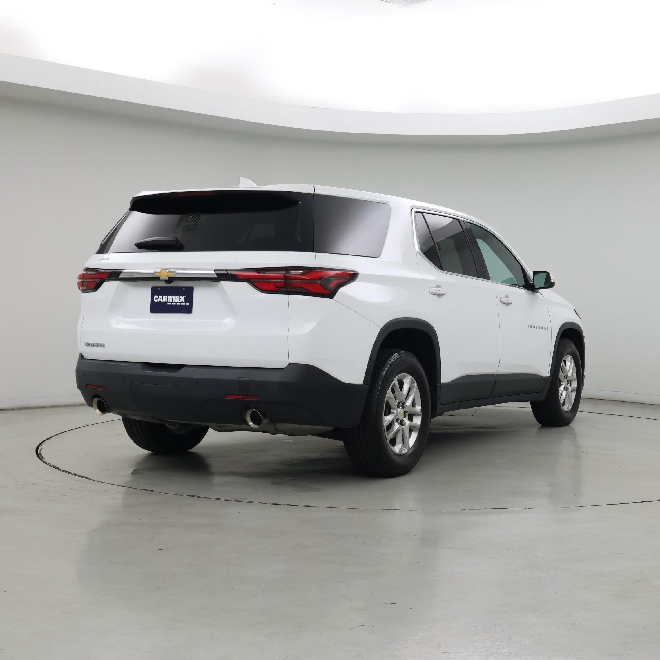 Thumbnail: 2022 Chevrolet Traverse - 8