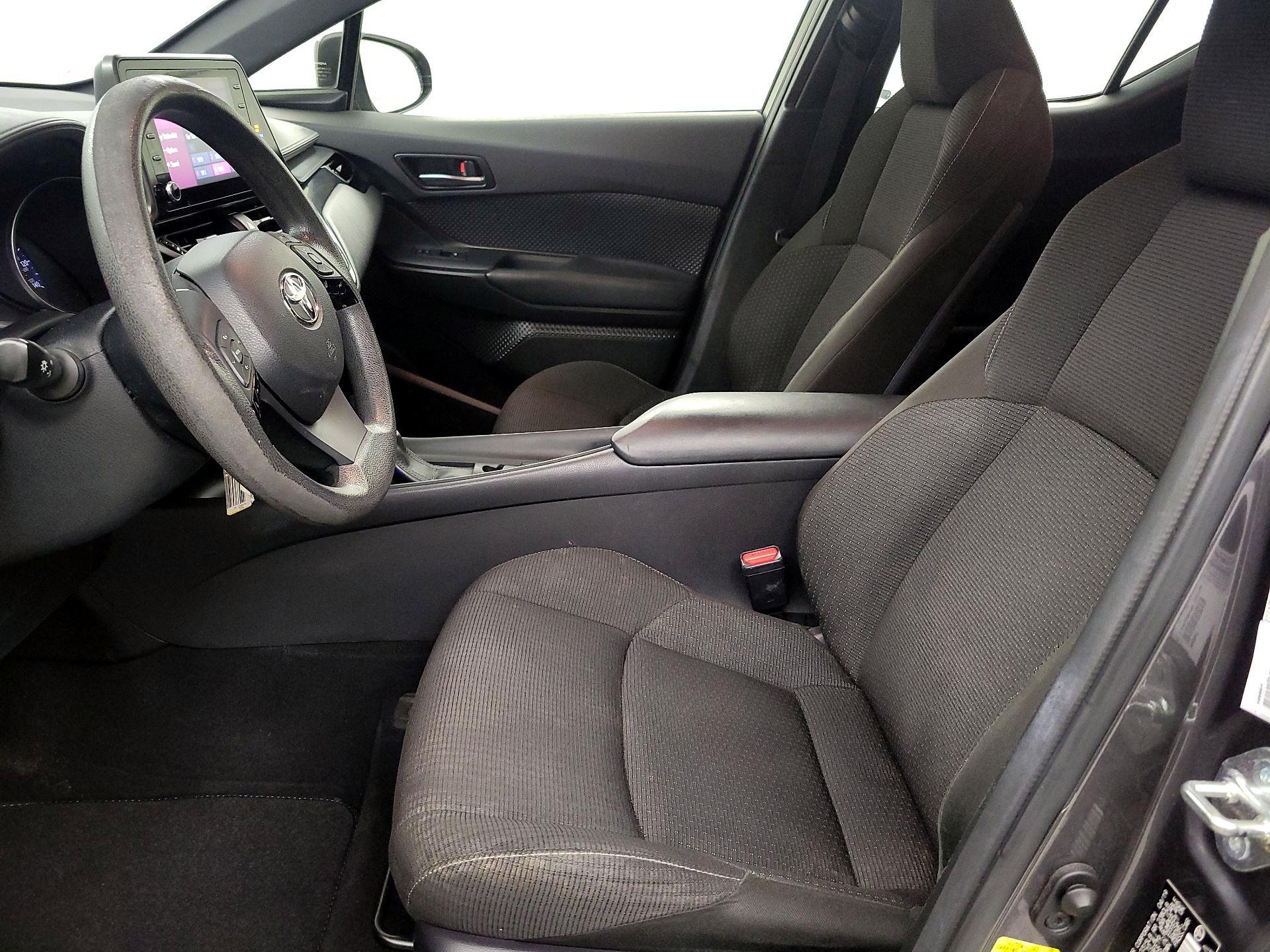 Thumbnail: 2019 Toyota C-HR - 11