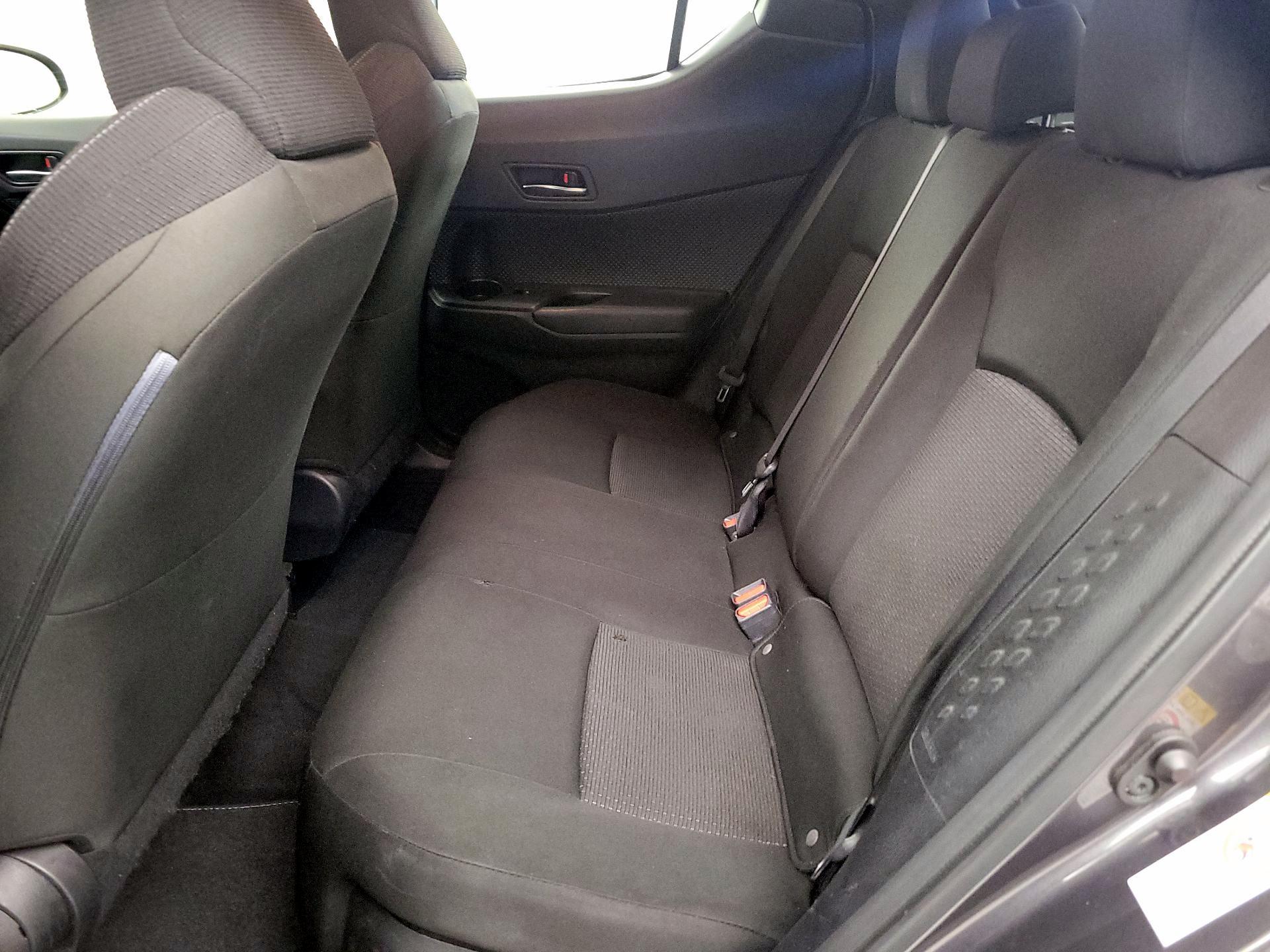 Thumbnail: 2019 Toyota C-HR - 19