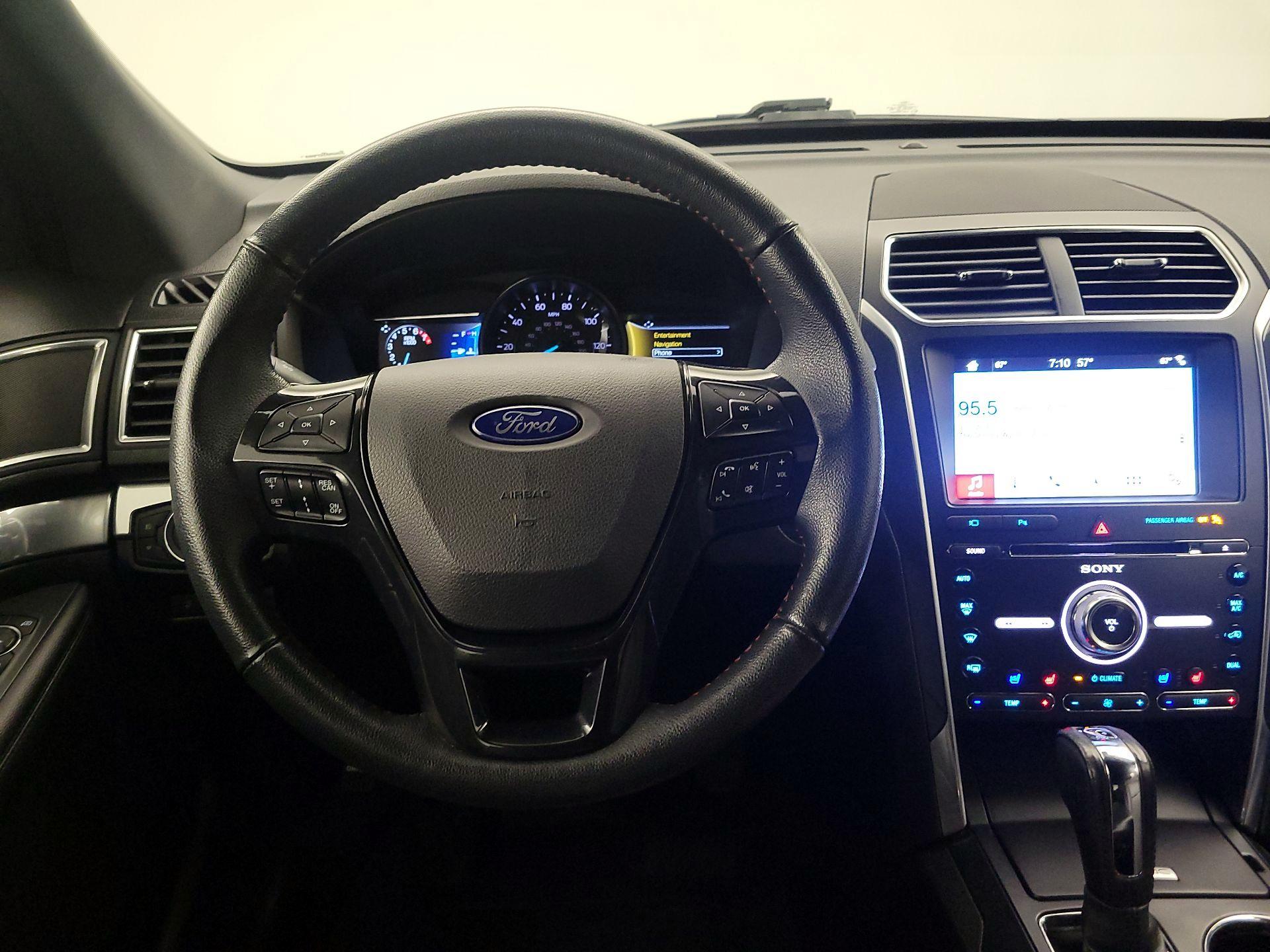 Thumbnail: 2018 Ford Explorer - 10