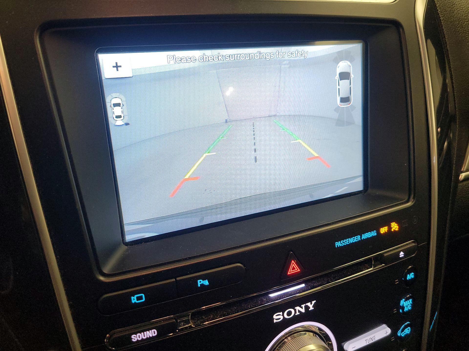 Thumbnail: 2018 Ford Explorer - 15