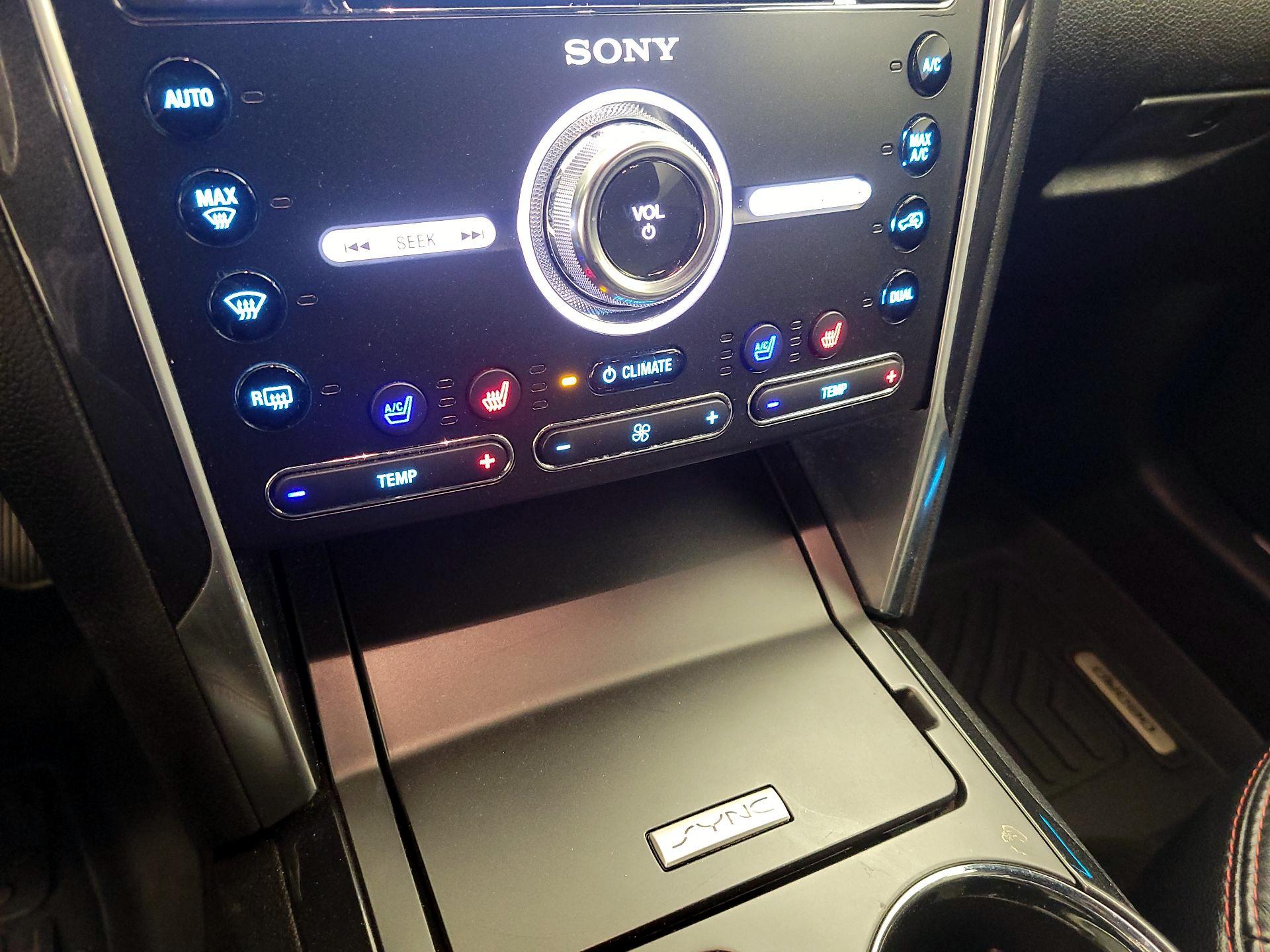 Thumbnail: 2018 Ford Explorer - 17