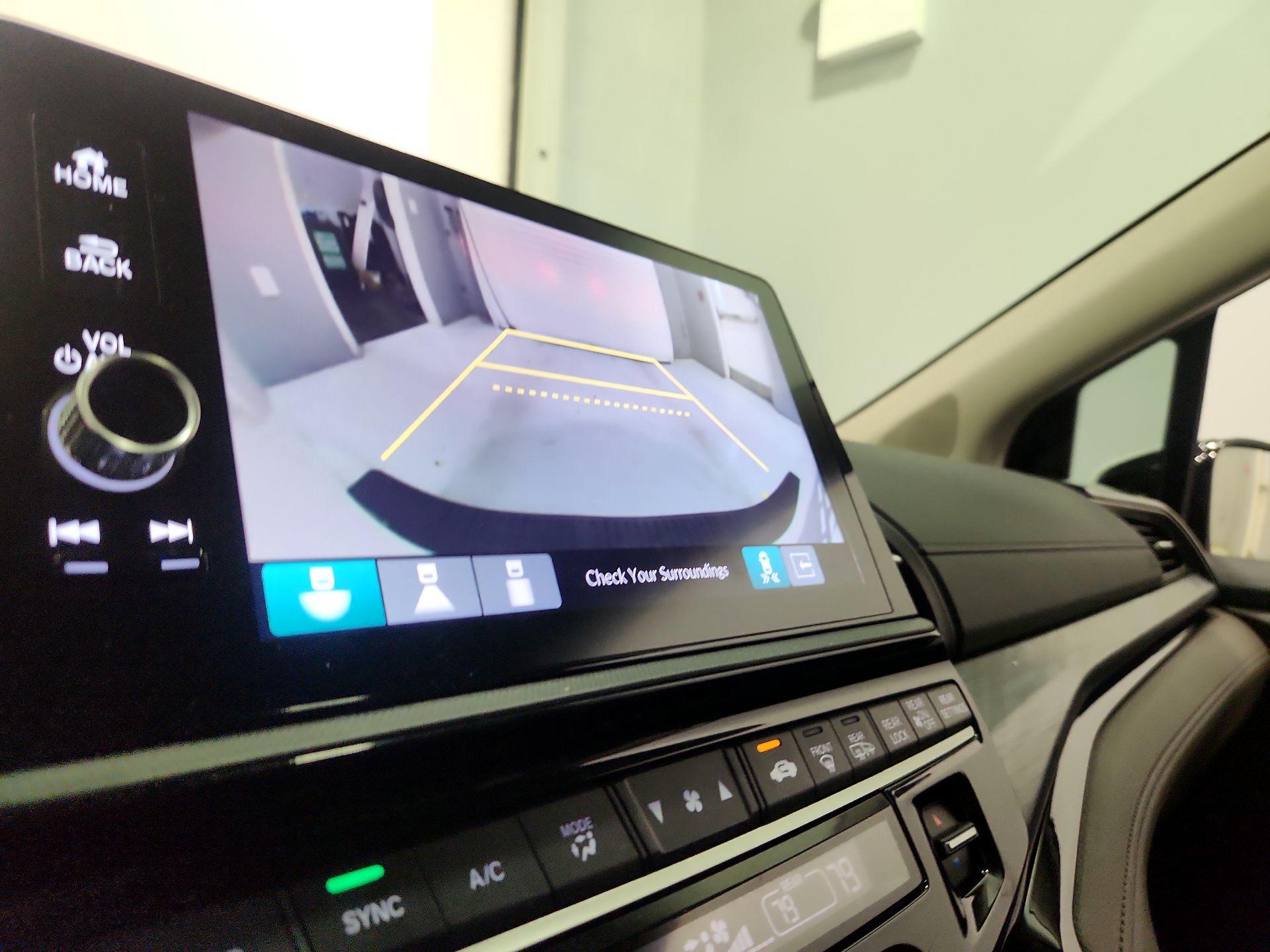 Thumbnail: 2025 Honda Odyssey - 14