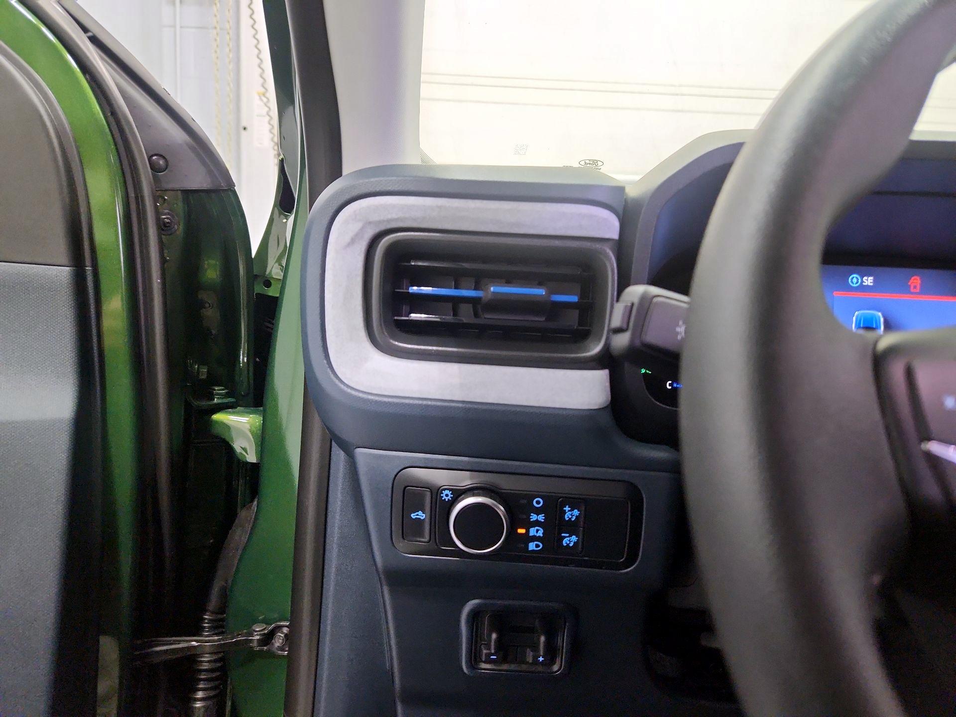 Thumbnail: 2025 Ford Maverick - 13