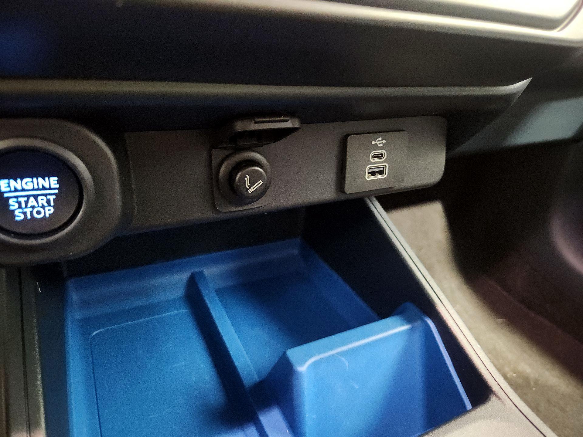 Thumbnail: 2025 Ford Maverick - 18