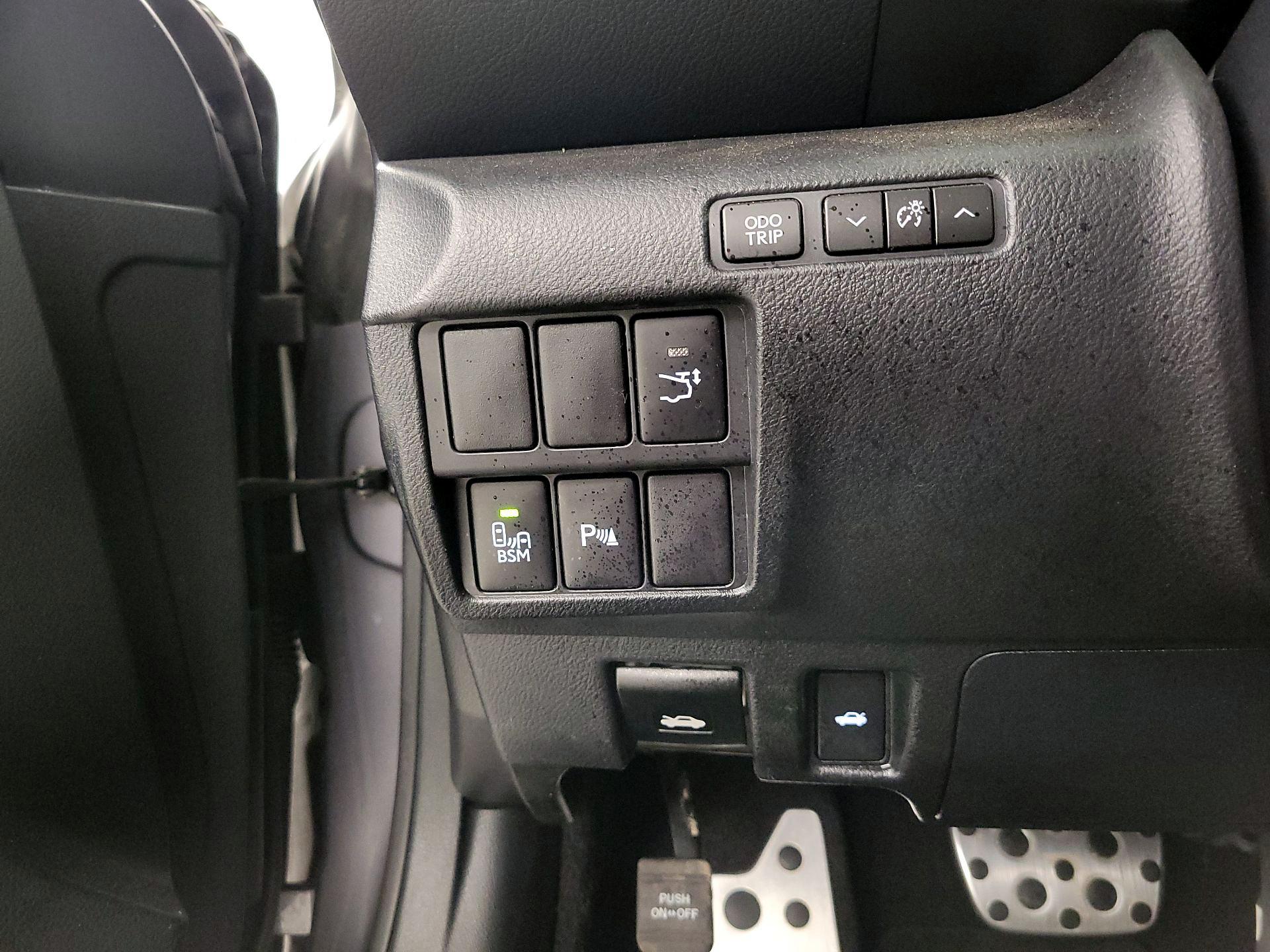 Thumbnail: 2015 Lexus RC - 13