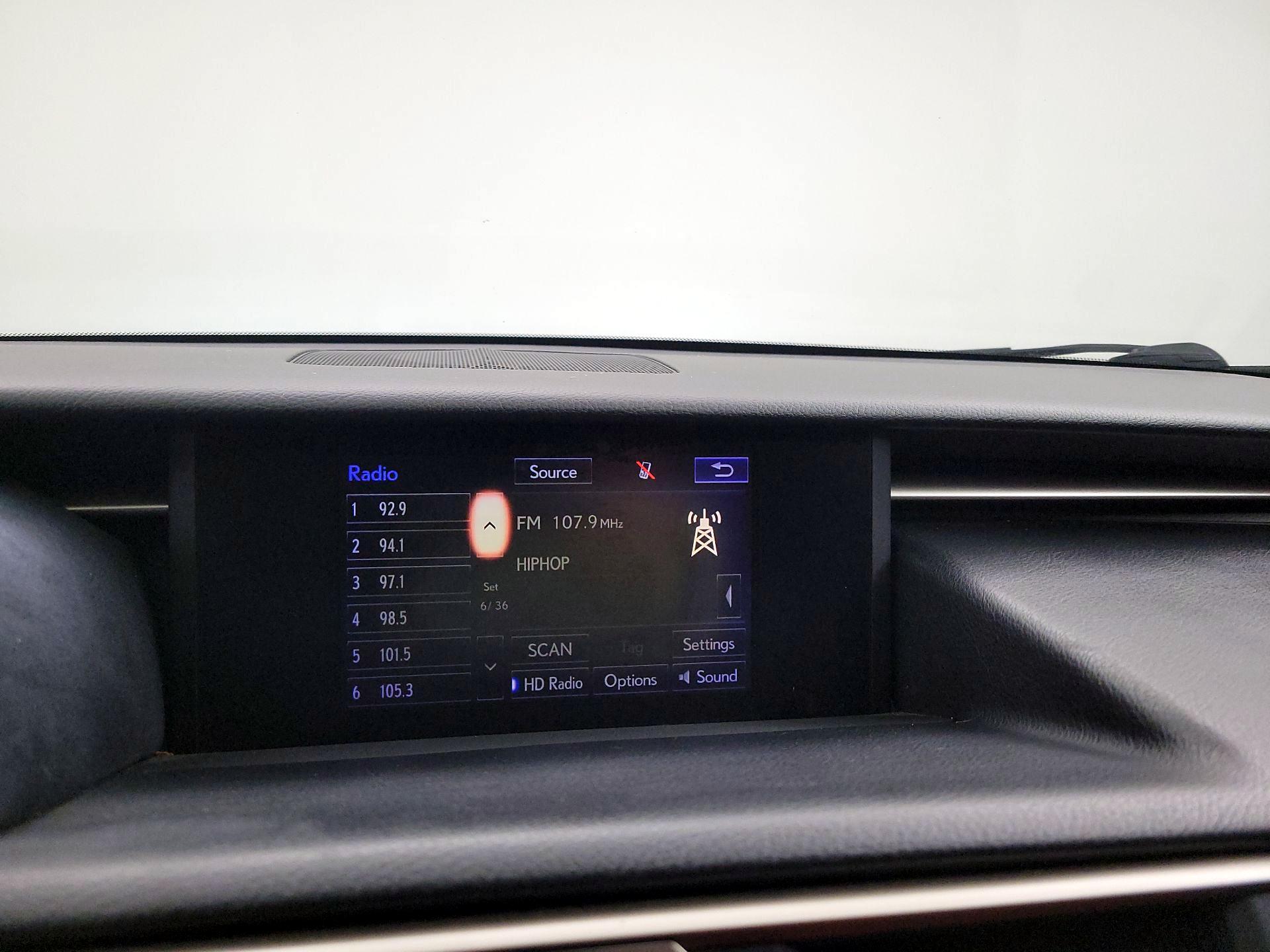 Thumbnail: 2015 Lexus RC - 16