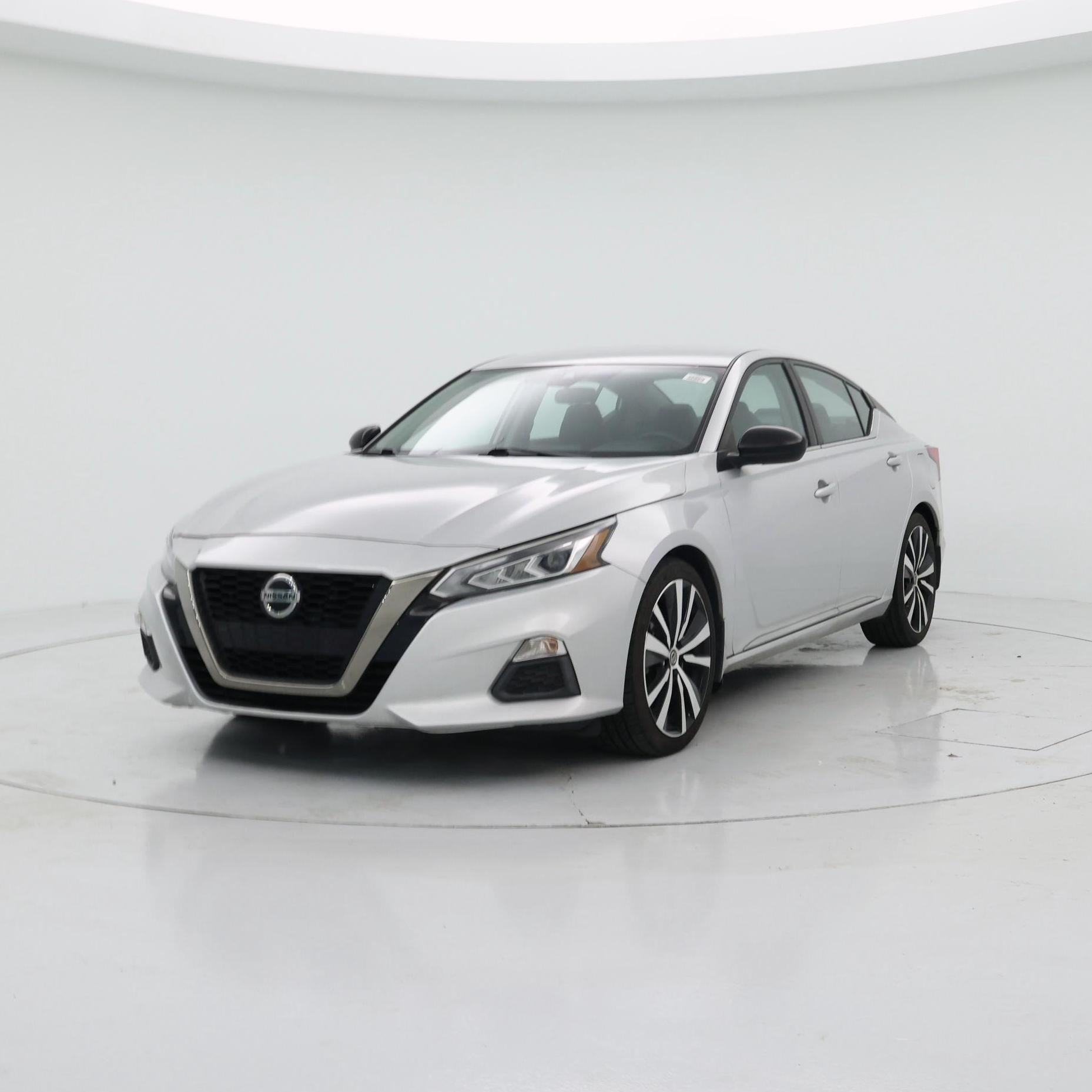 Thumbnail: 2020 Nissan Altima - 4
