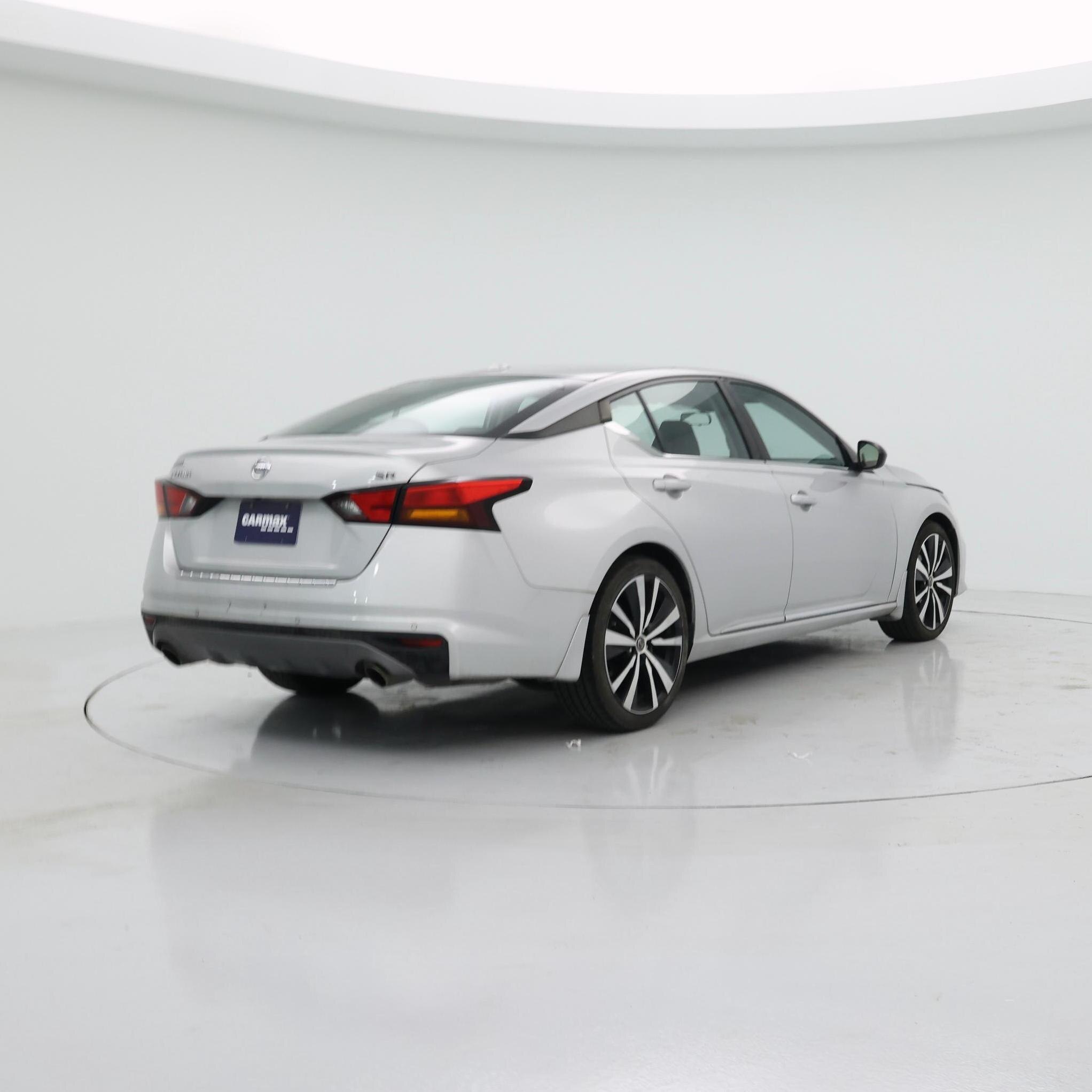 Thumbnail: 2020 Nissan Altima - 8