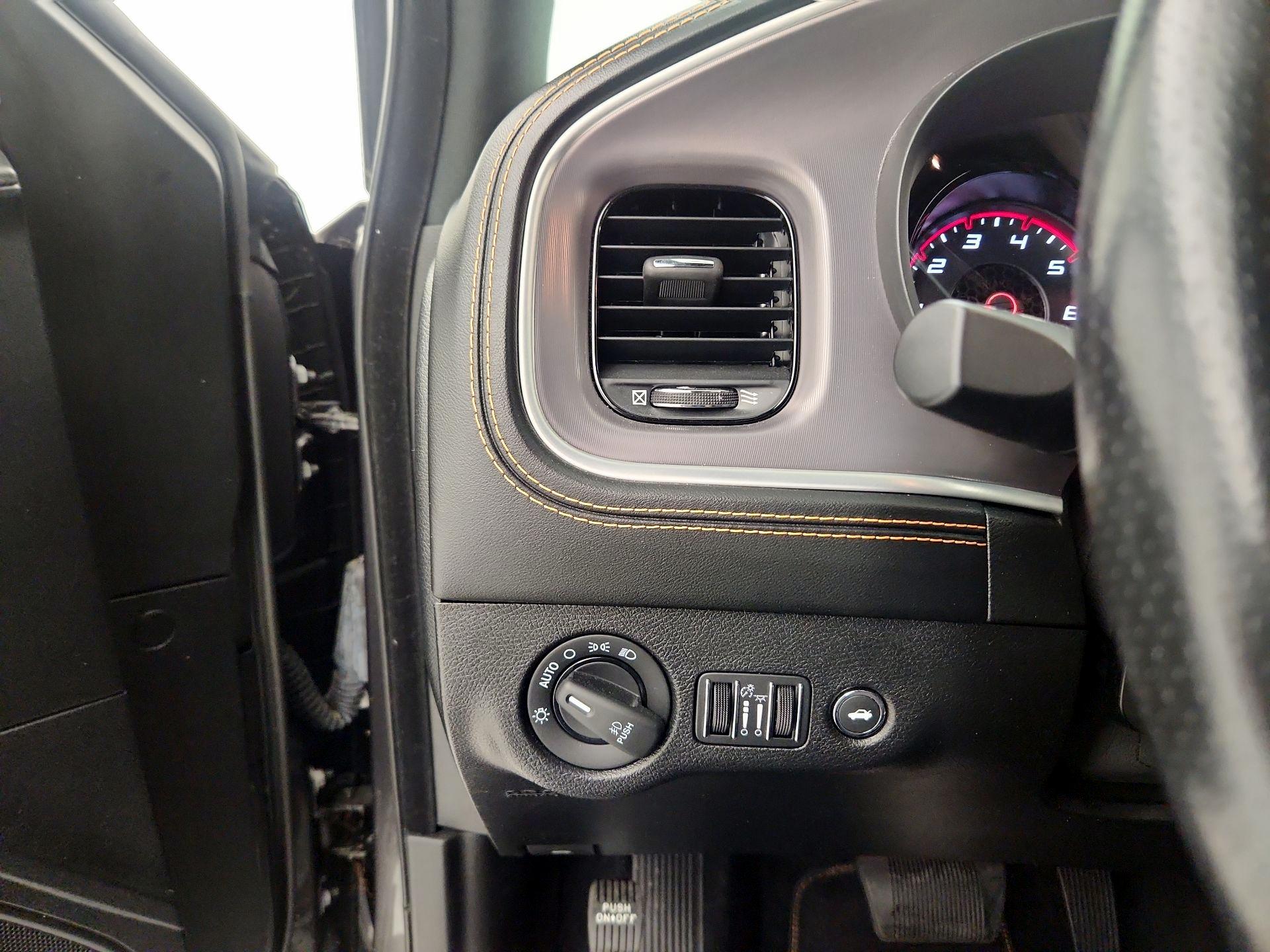 Thumbnail: 2022 Dodge Charger - 13