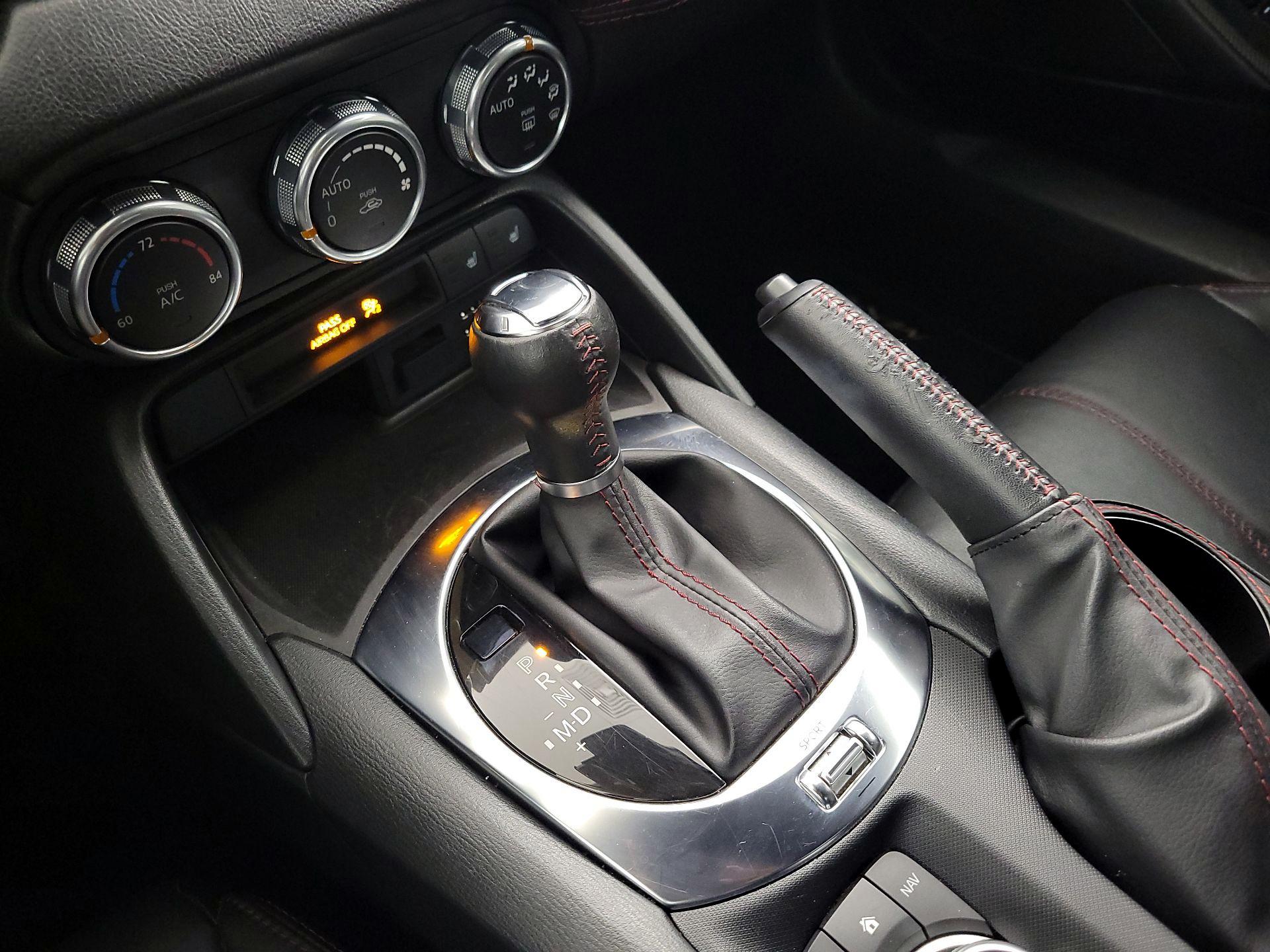 Thumbnail: 2016 Mazda MX-5 Miata - 16