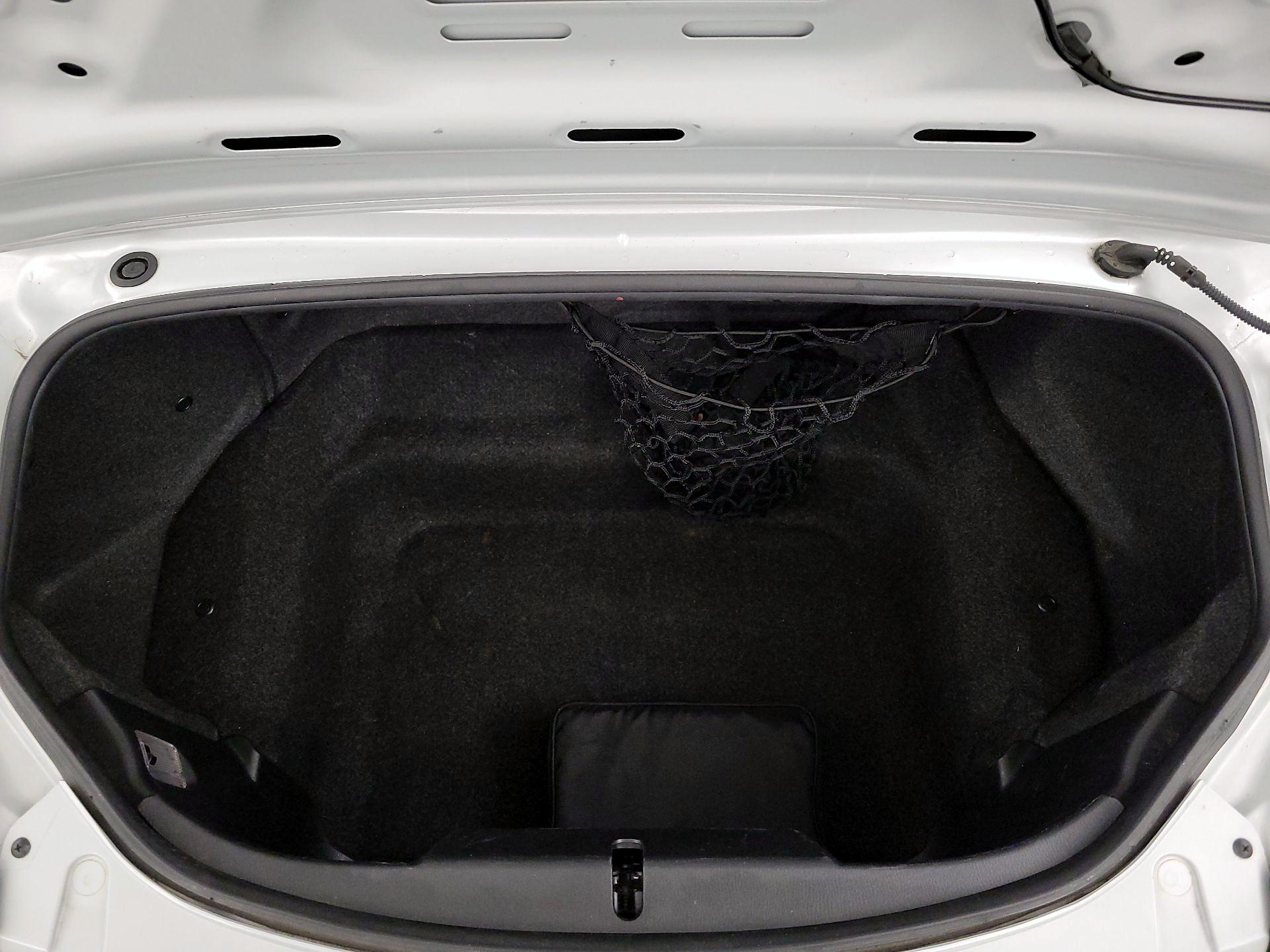 Thumbnail: 2016 Mazda MX-5 Miata - 18