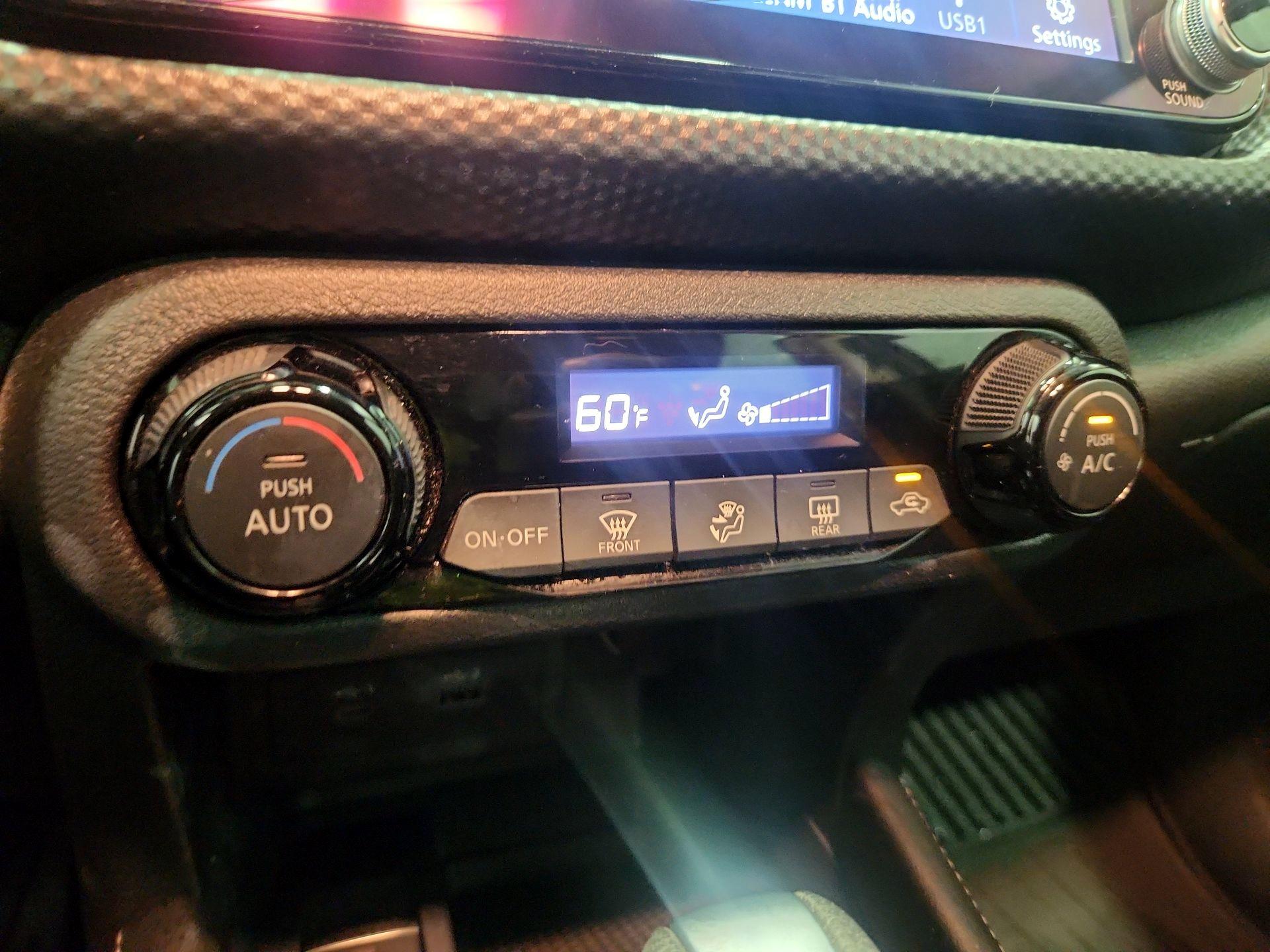 Thumbnail: 2021 Nissan Kicks - 15