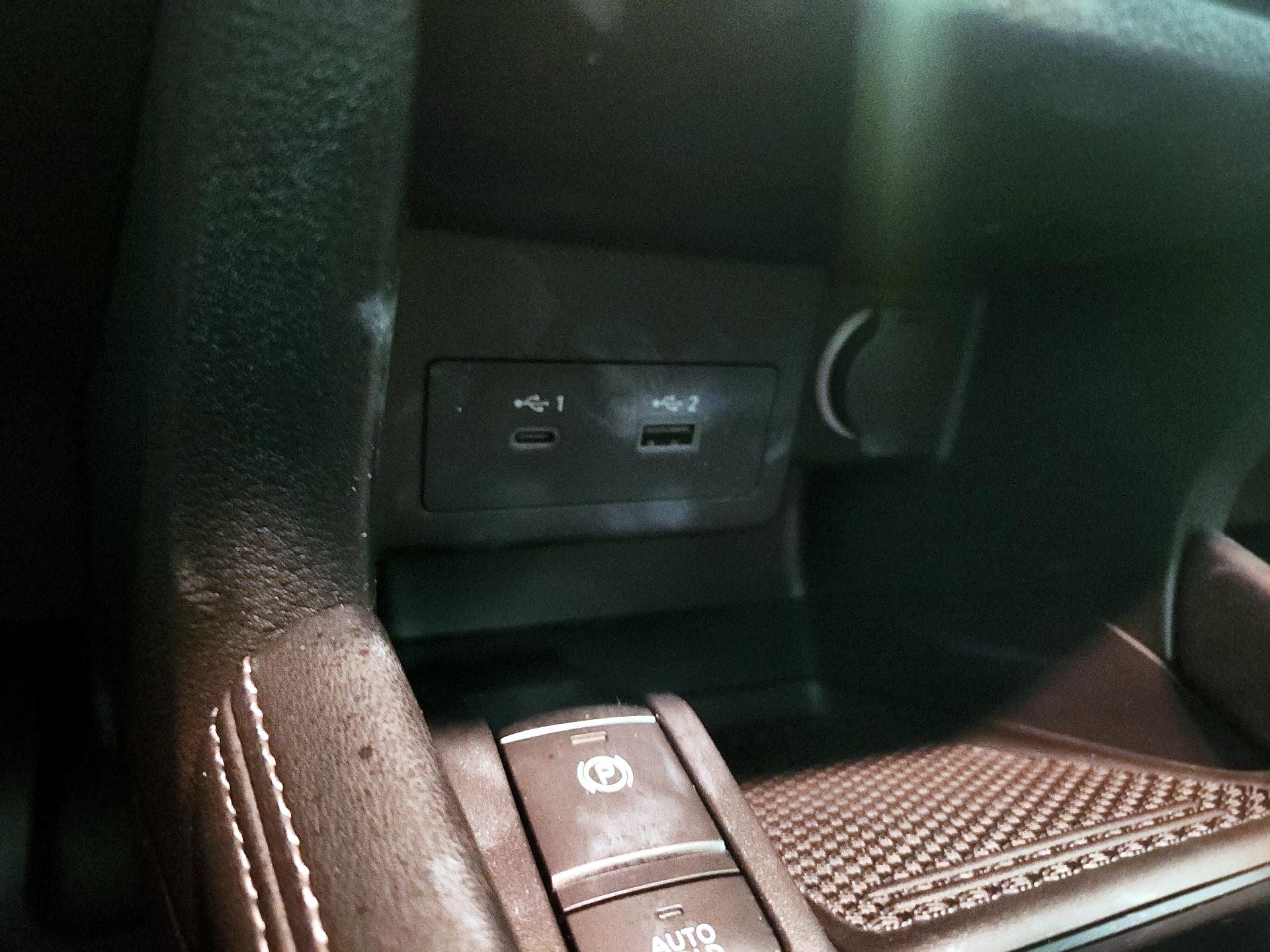 Thumbnail: 2021 Nissan Kicks - 17