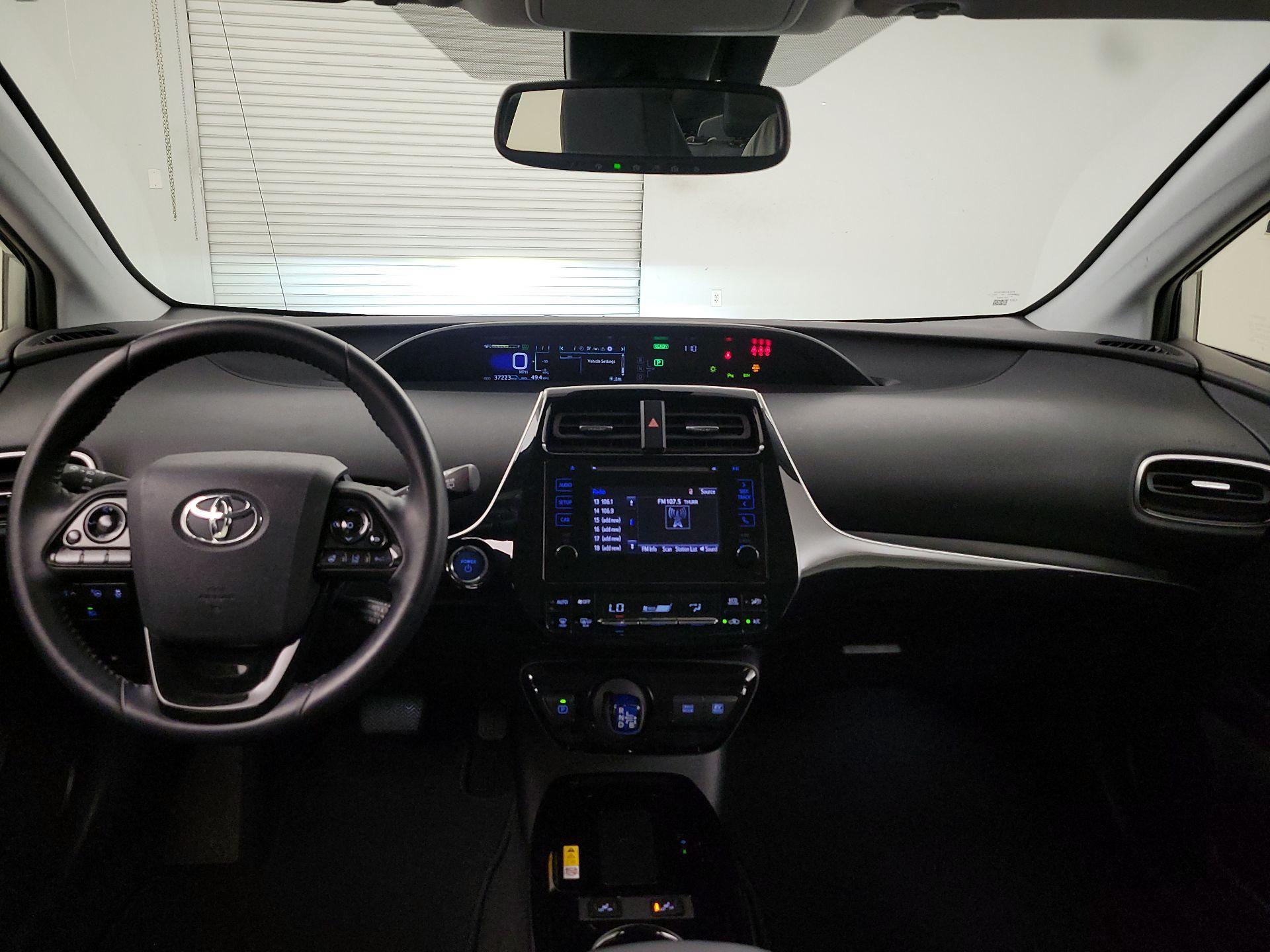 Thumbnail: 2019 Toyota Prius - 9