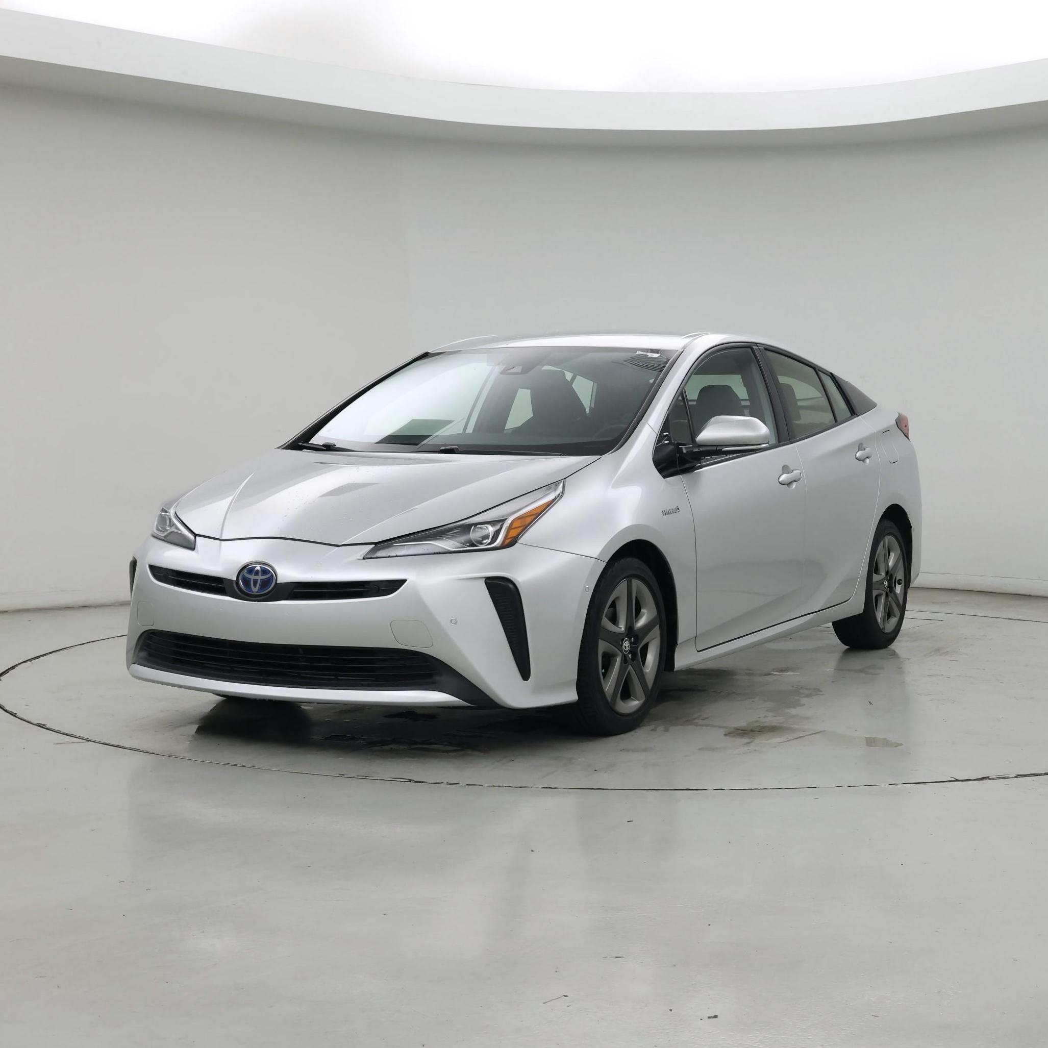 Thumbnail: 2019 Toyota Prius - 4