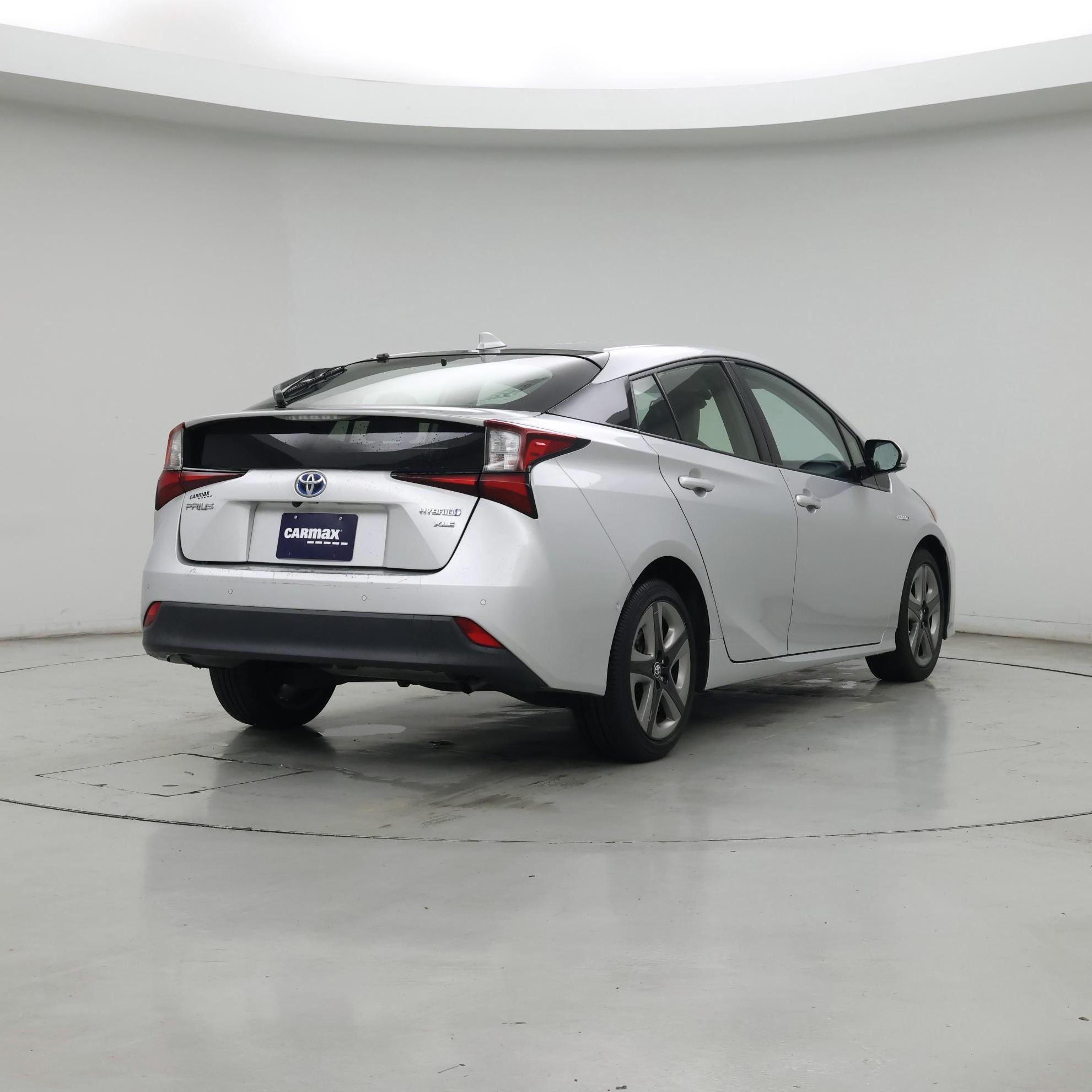 Thumbnail: 2019 Toyota Prius - 8