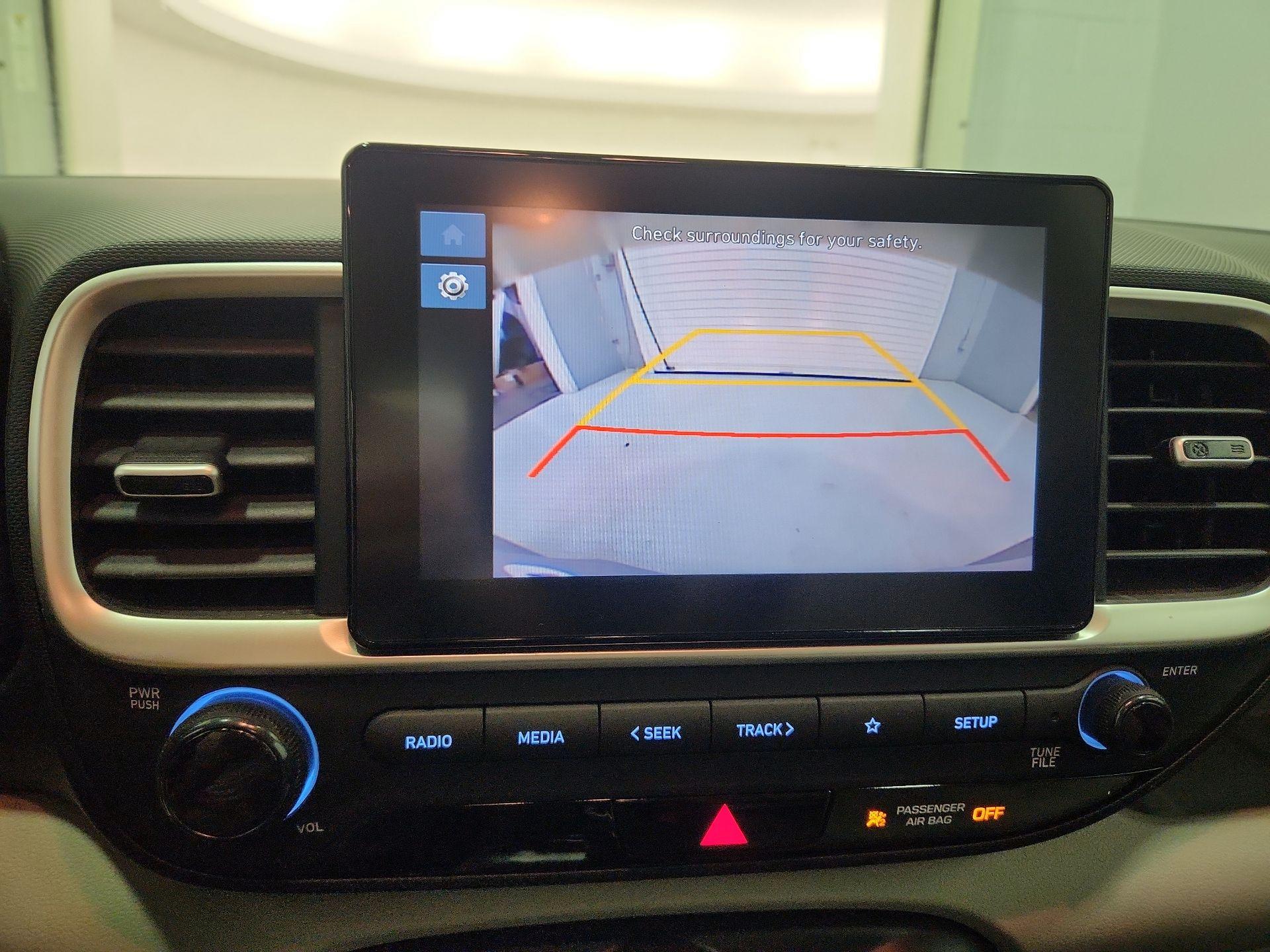 Thumbnail: 2023 Hyundai Venue - 14