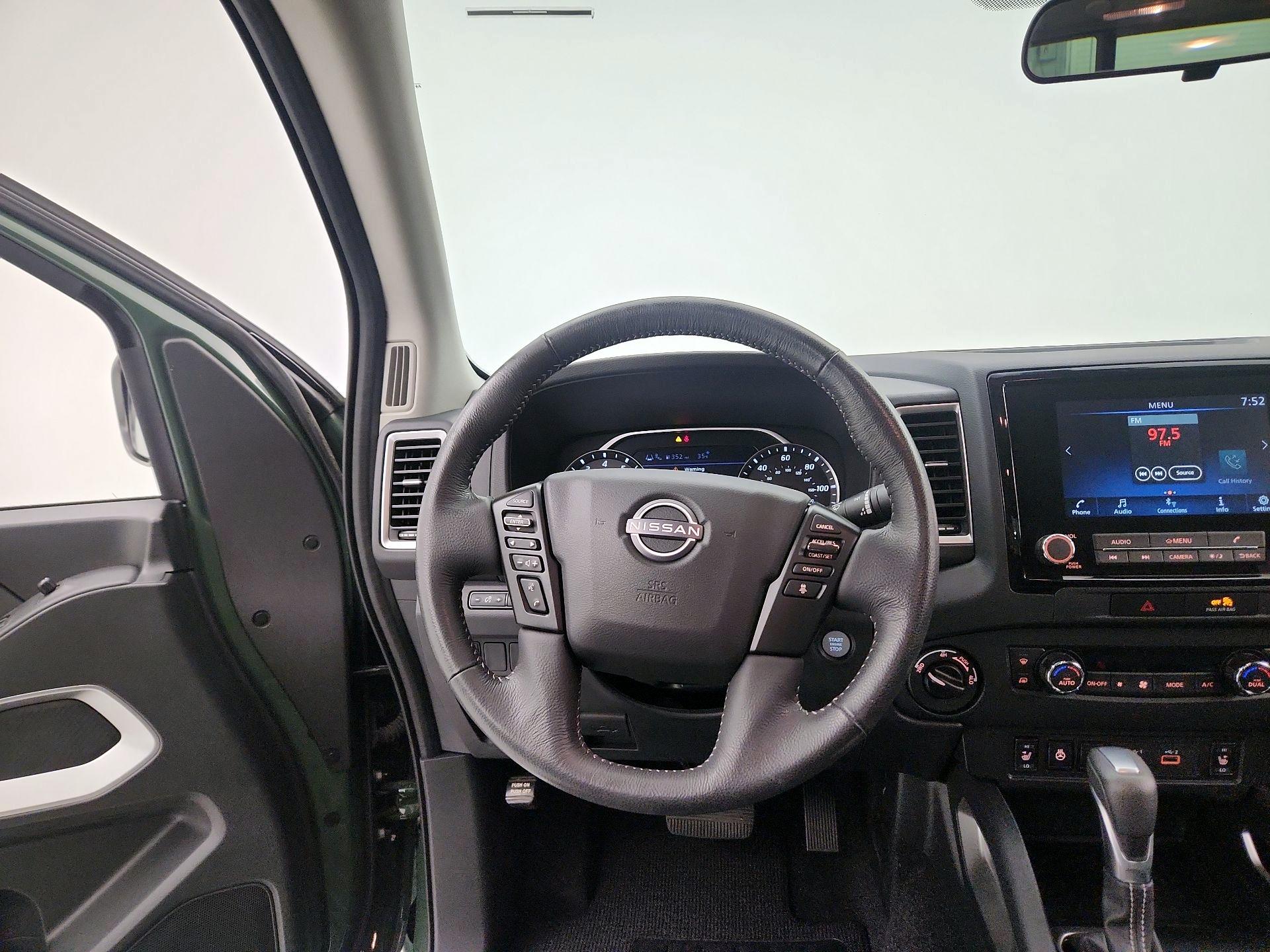 Thumbnail: 2022 Nissan Frontier - 10