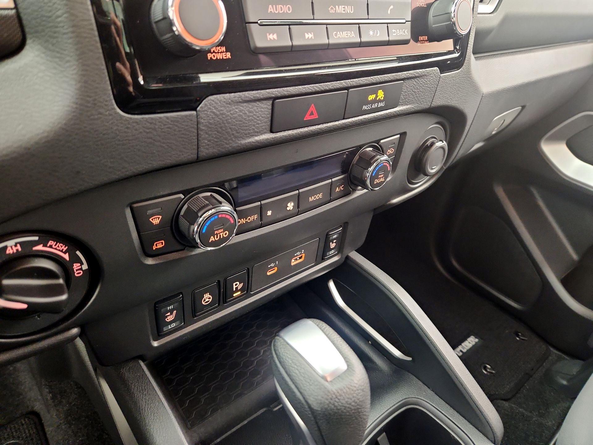 Thumbnail: 2022 Nissan Frontier - 16