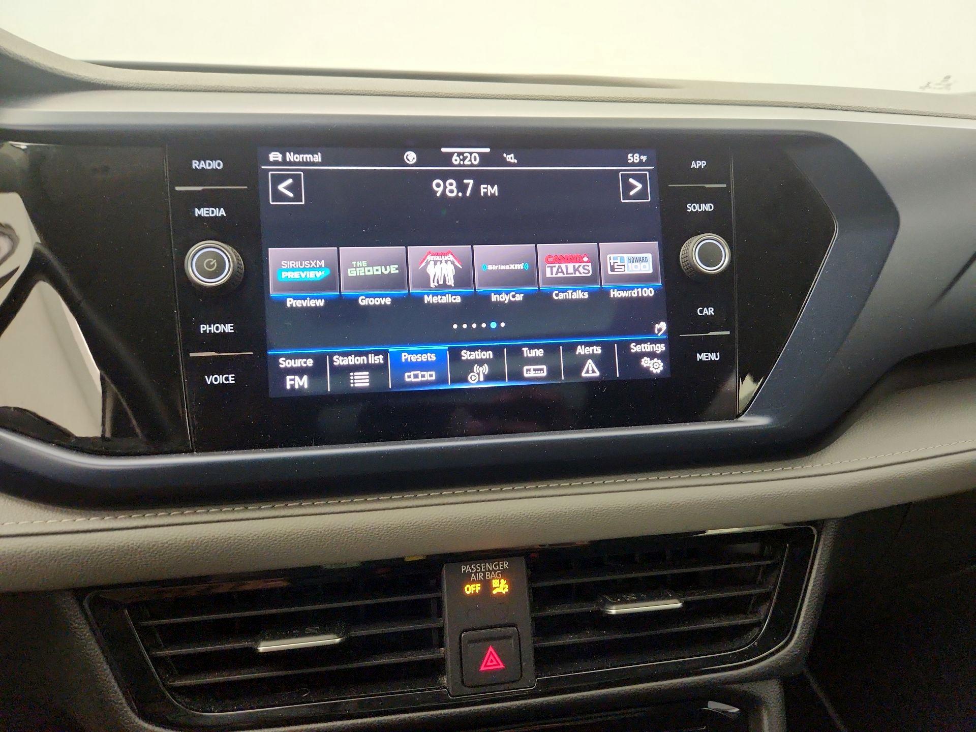 Thumbnail: 2023 Volkswagen Taos - 15