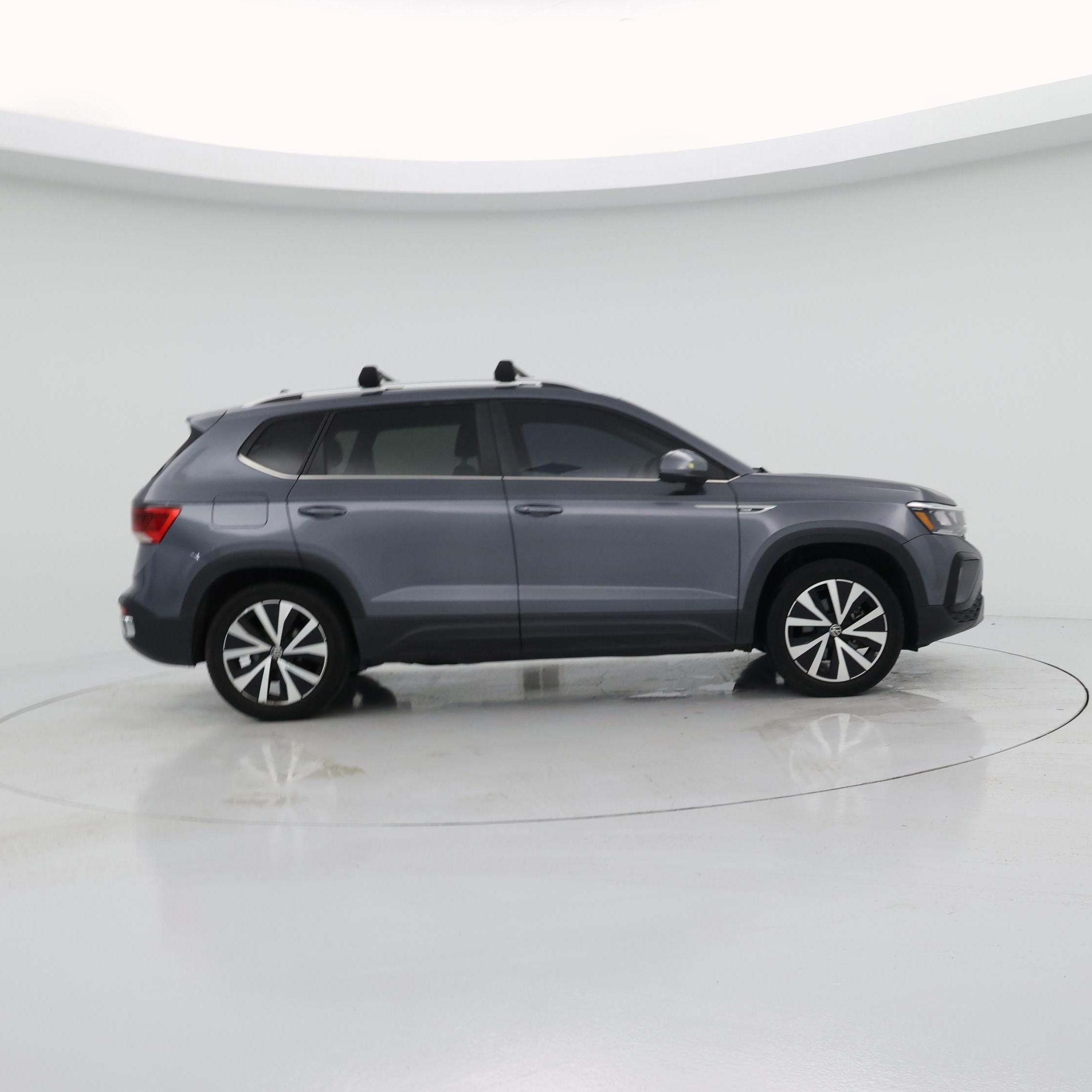 Thumbnail: 2023 Volkswagen Taos - 7