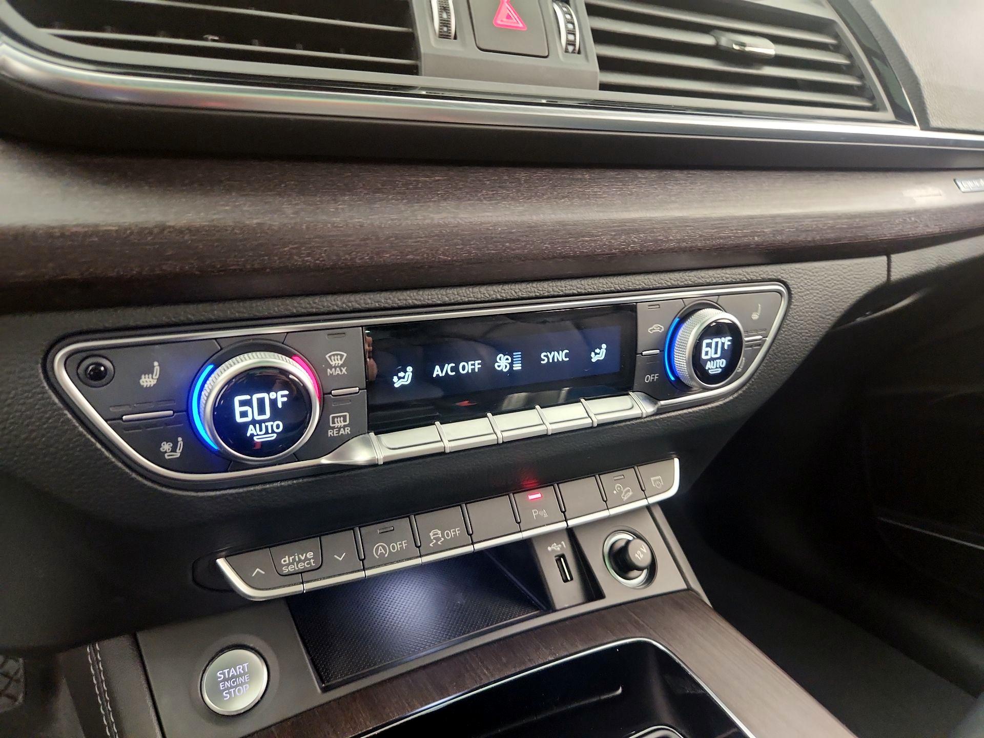 Thumbnail: 2021 Audi Q5 - 17