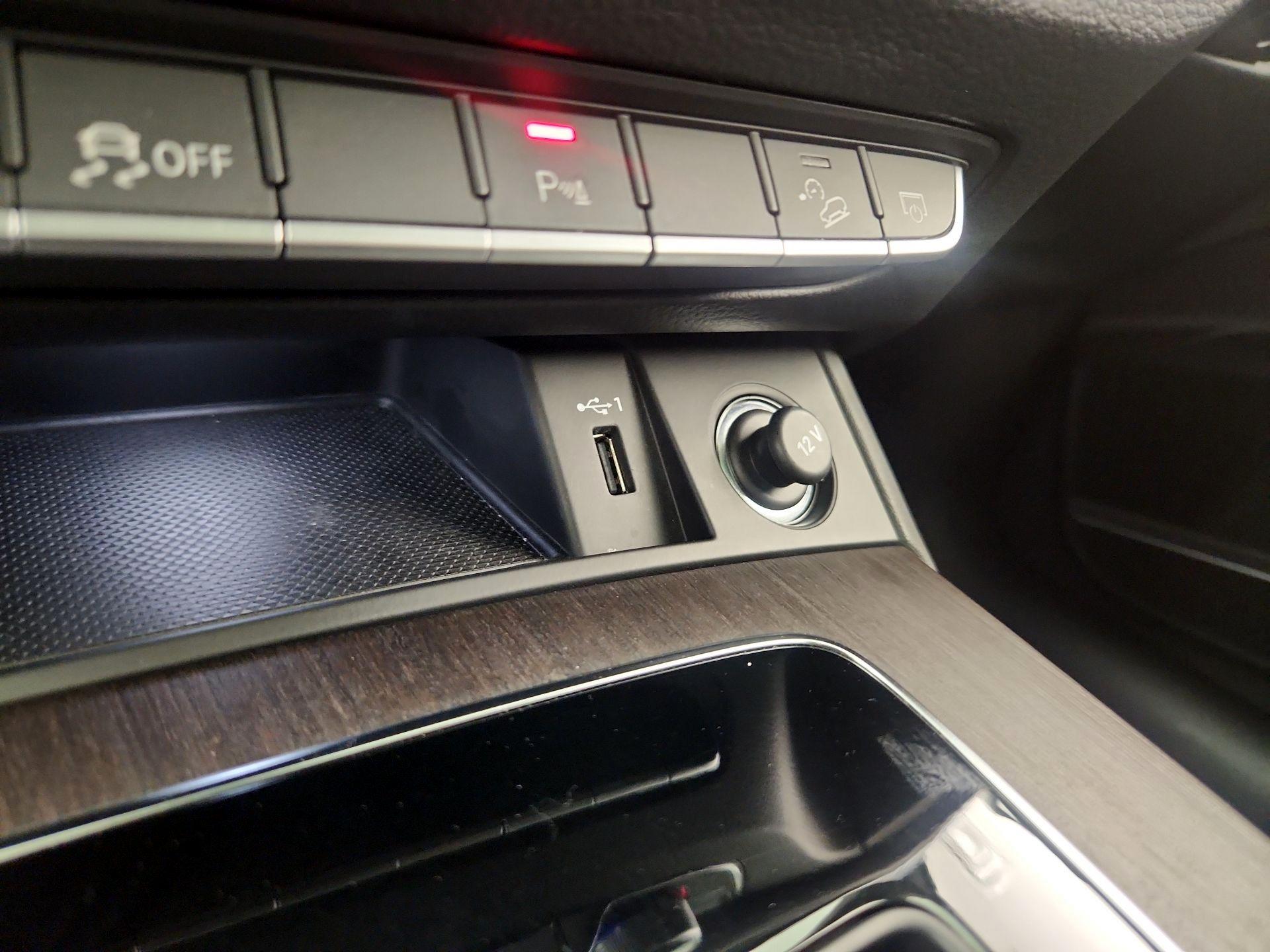 Thumbnail: 2021 Audi Q5 - 19