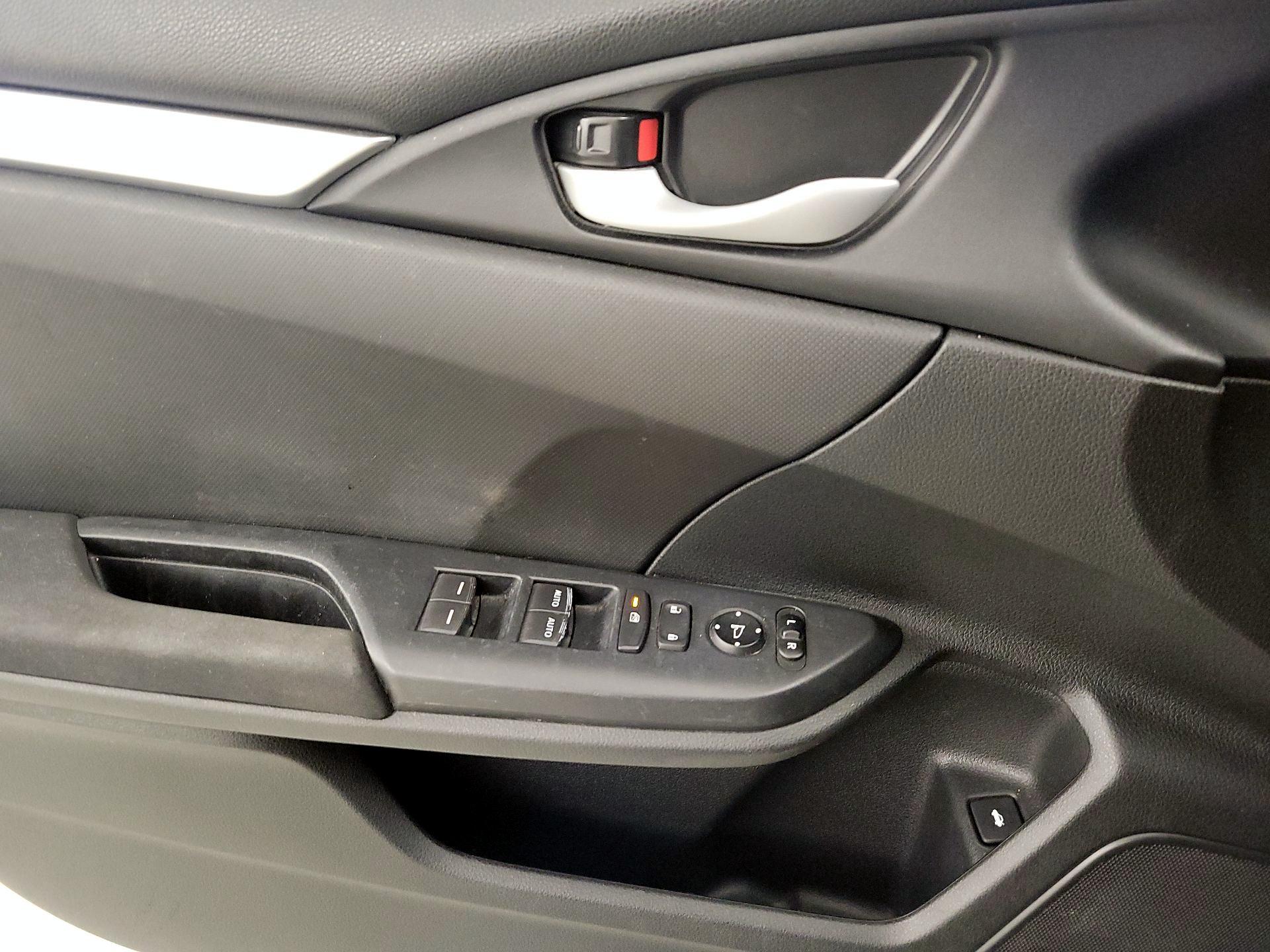 Thumbnail: 2019 Honda Civic - 12