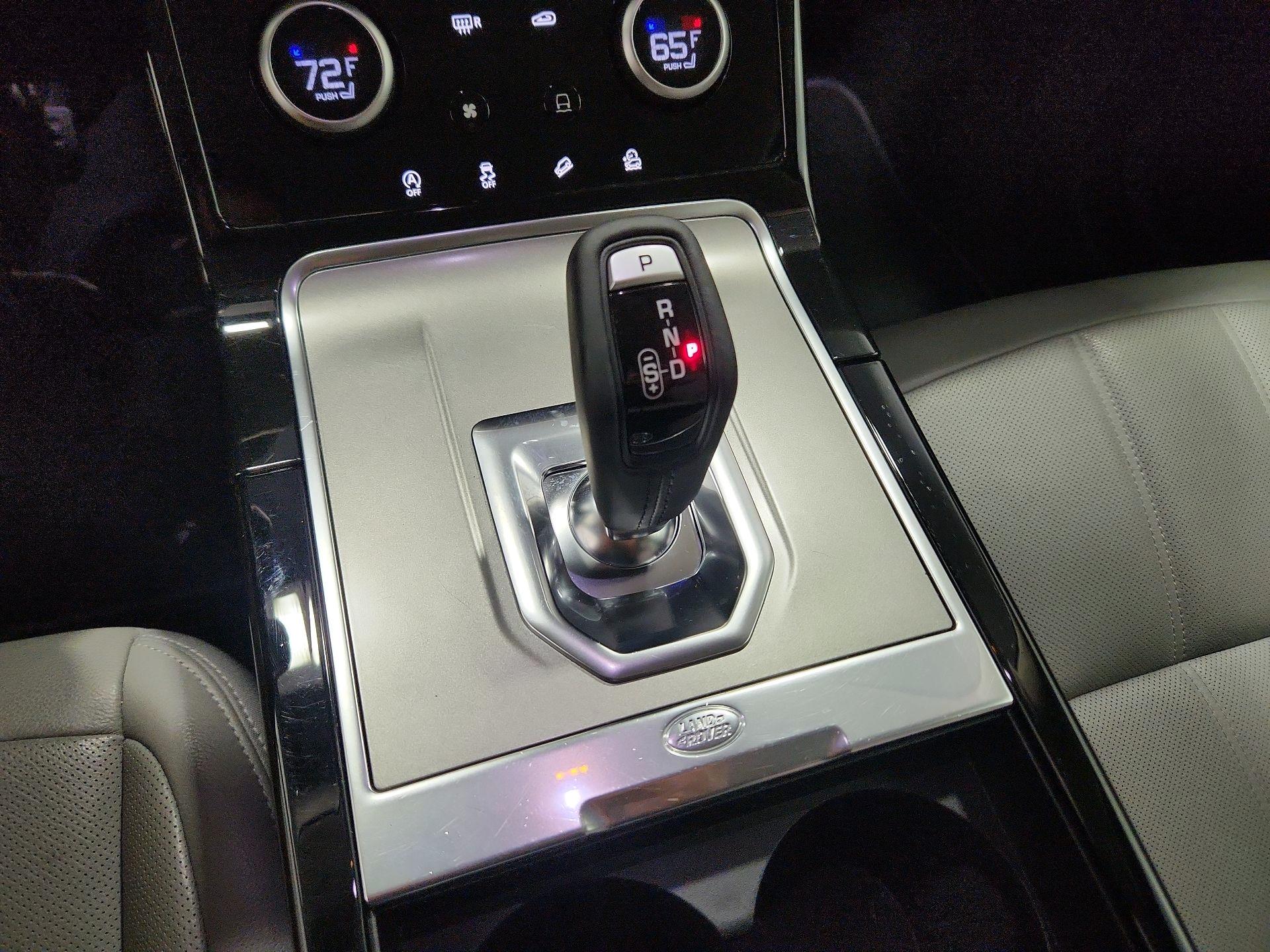 Thumbnail: 2022 Land Rover Range Rover Evoque - 17