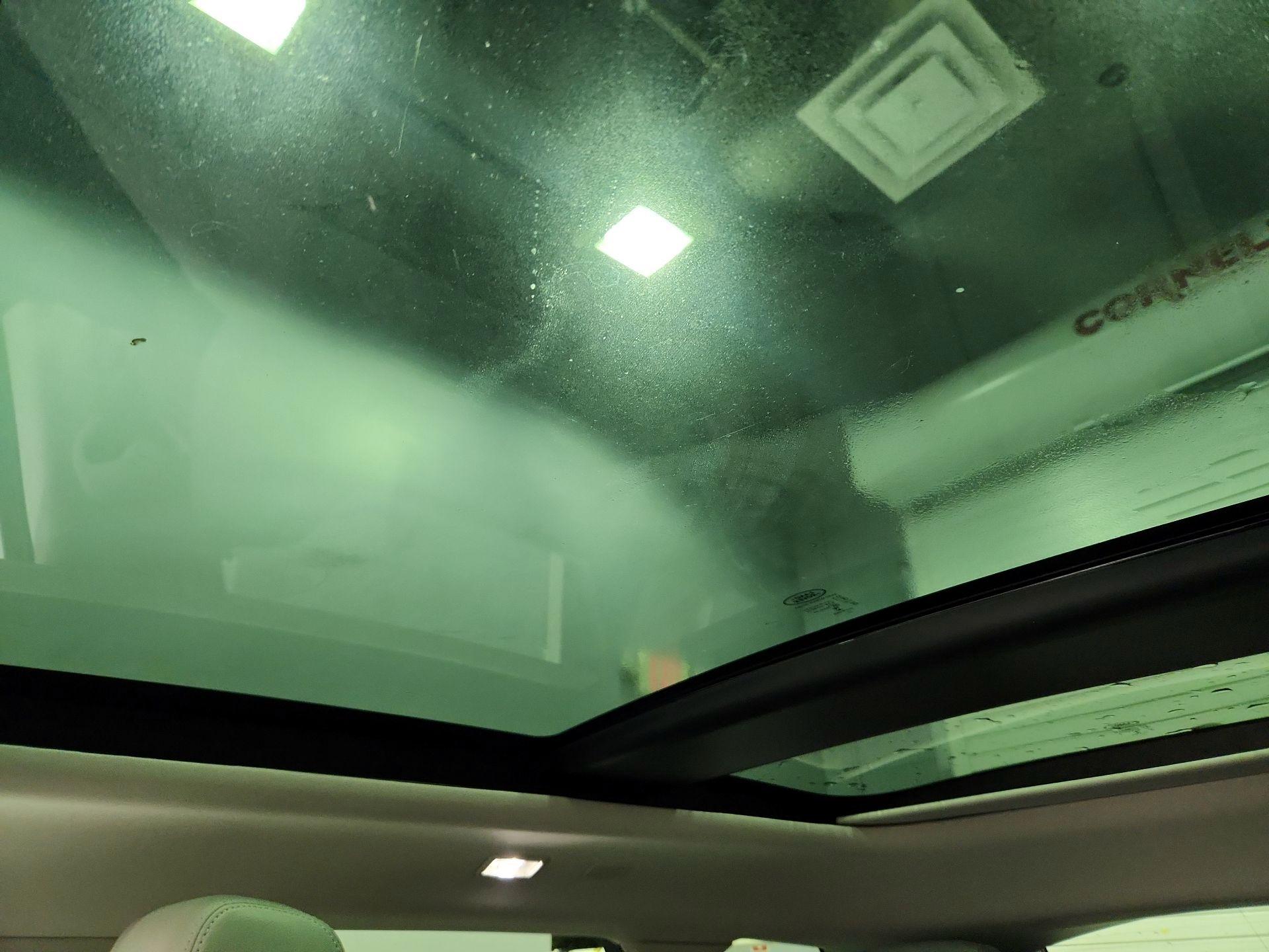 Thumbnail: 2022 Land Rover Range Rover Evoque - 19