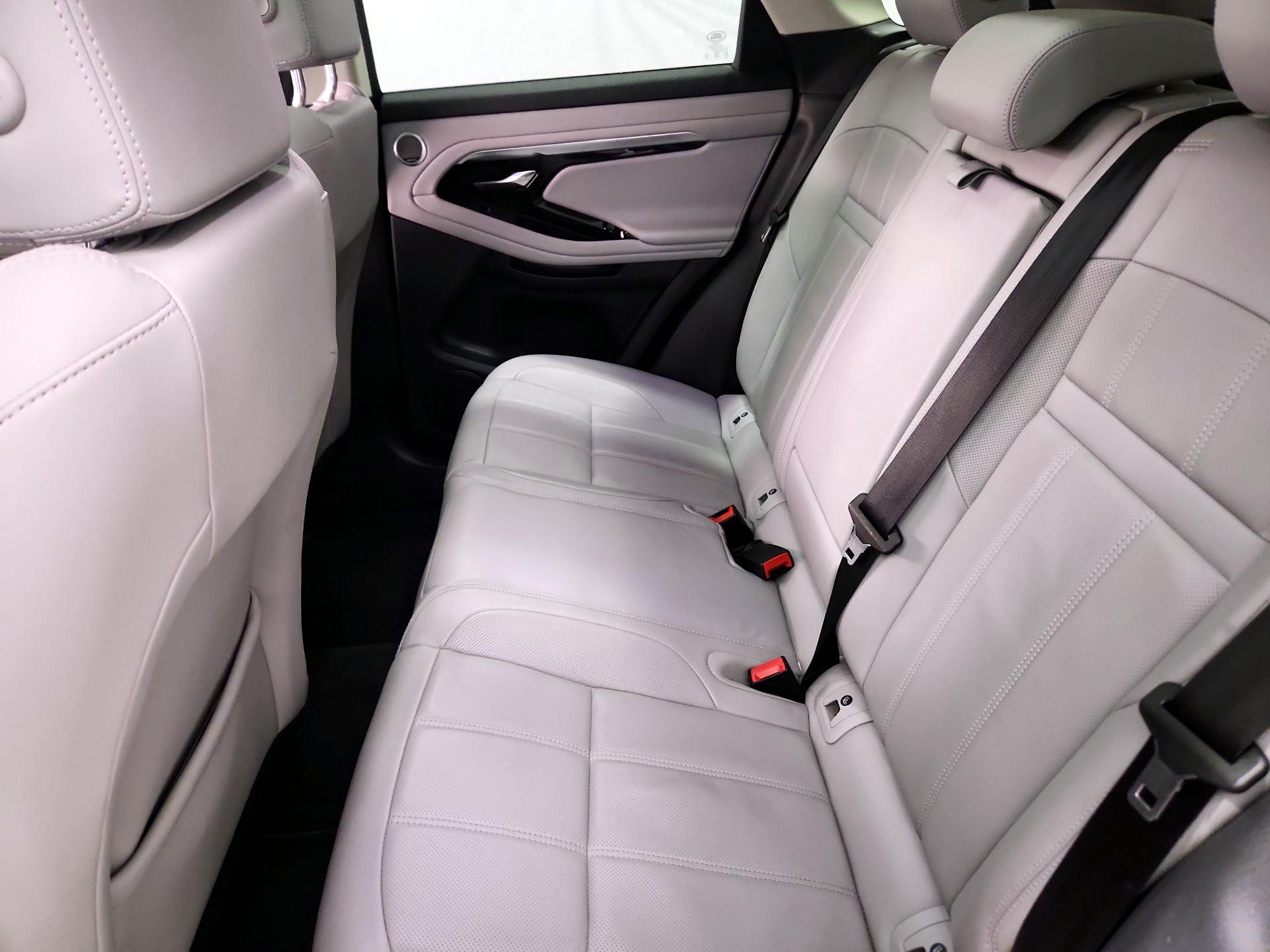 Thumbnail: 2022 Land Rover Range Rover Evoque - 20