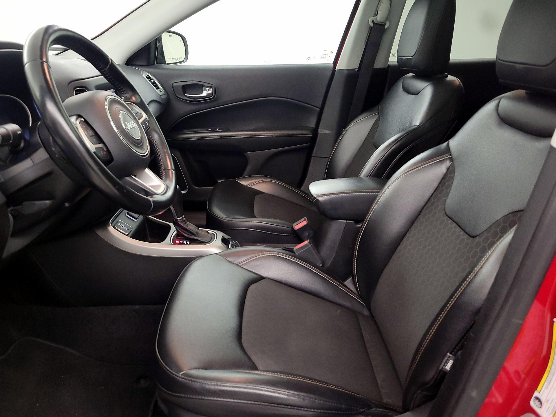 Thumbnail: 2020 Jeep Compass - 11