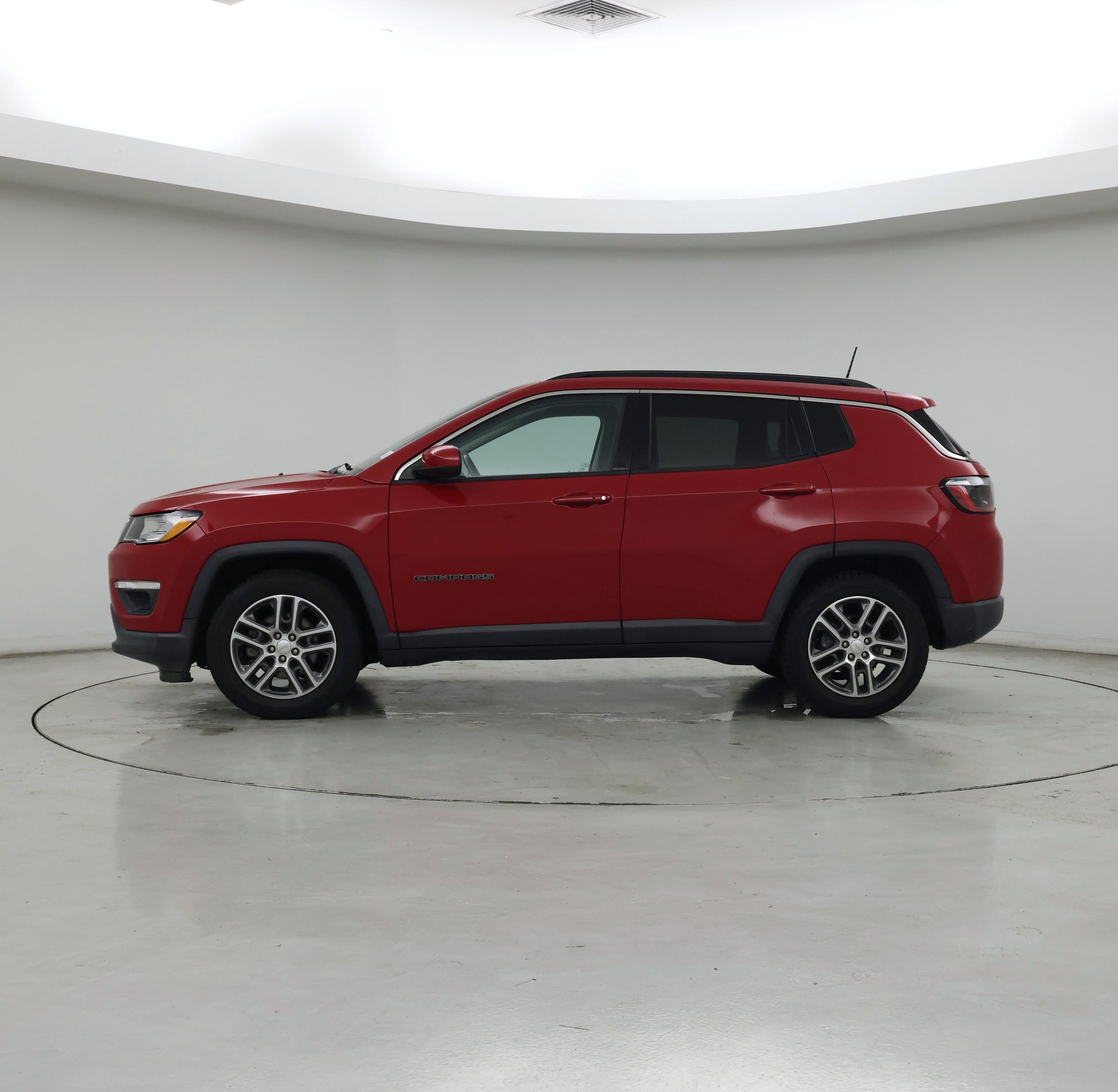 Thumbnail: 2020 Jeep Compass - 3