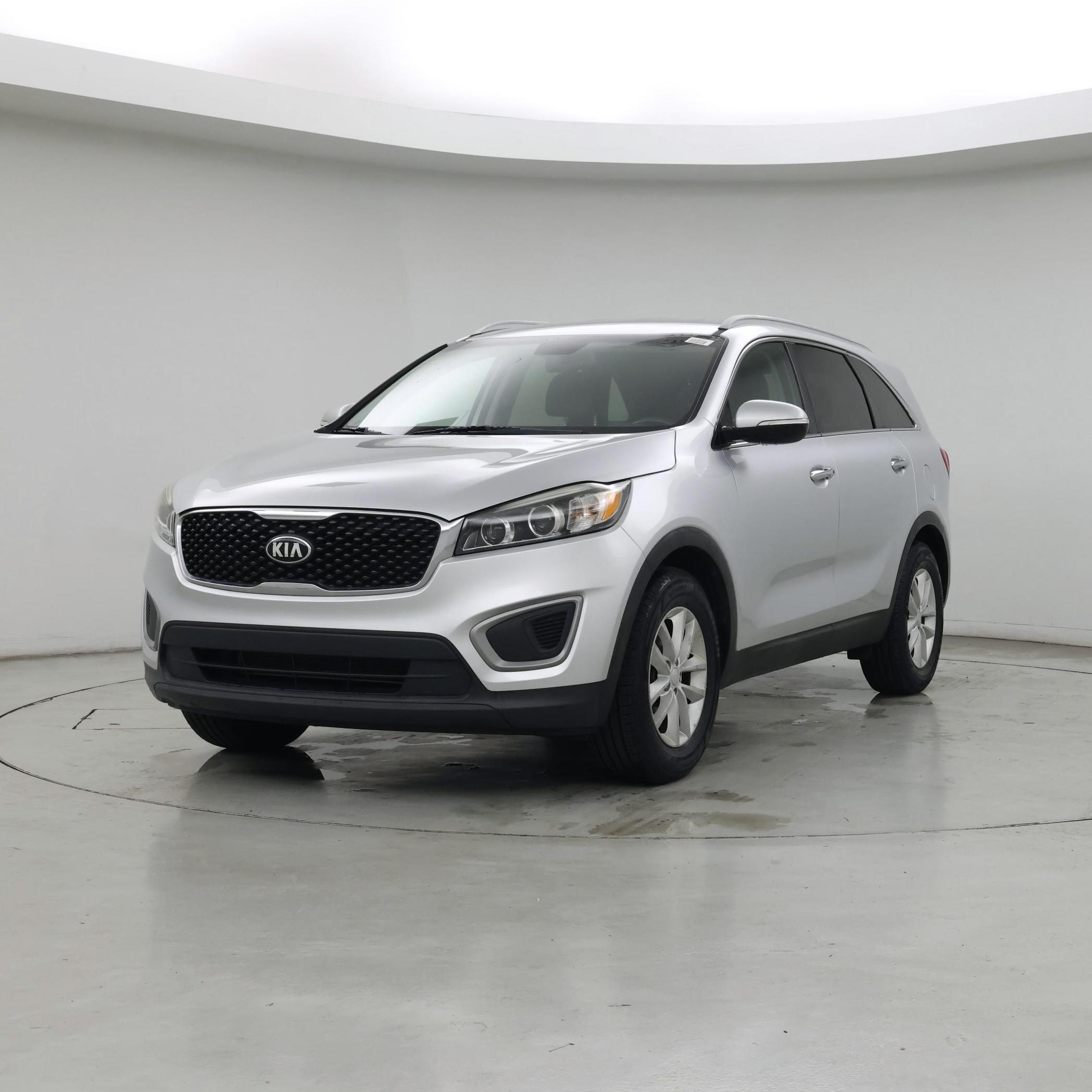 Thumbnail: 2017 Kia Sorento - 4