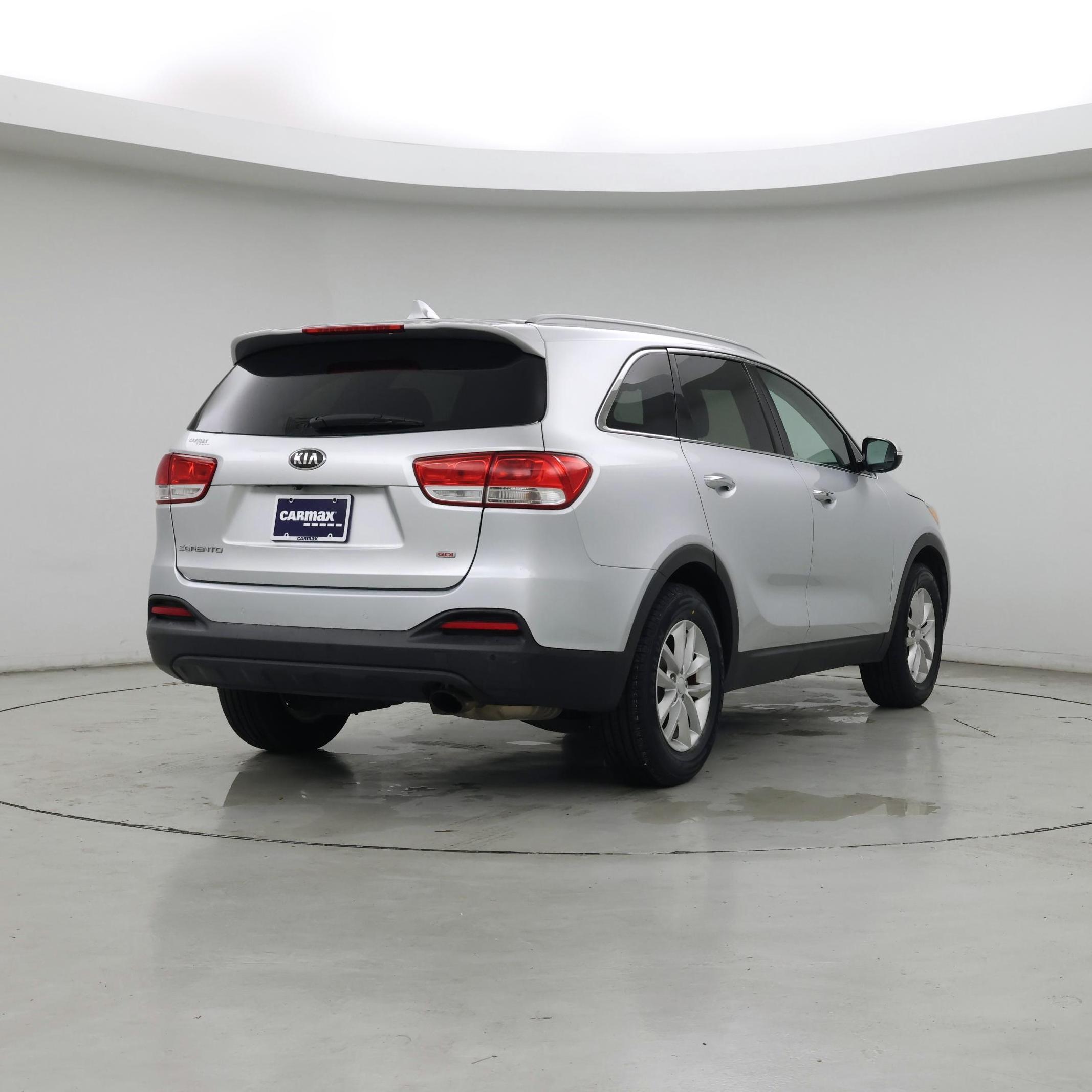 Thumbnail: 2017 Kia Sorento - 8
