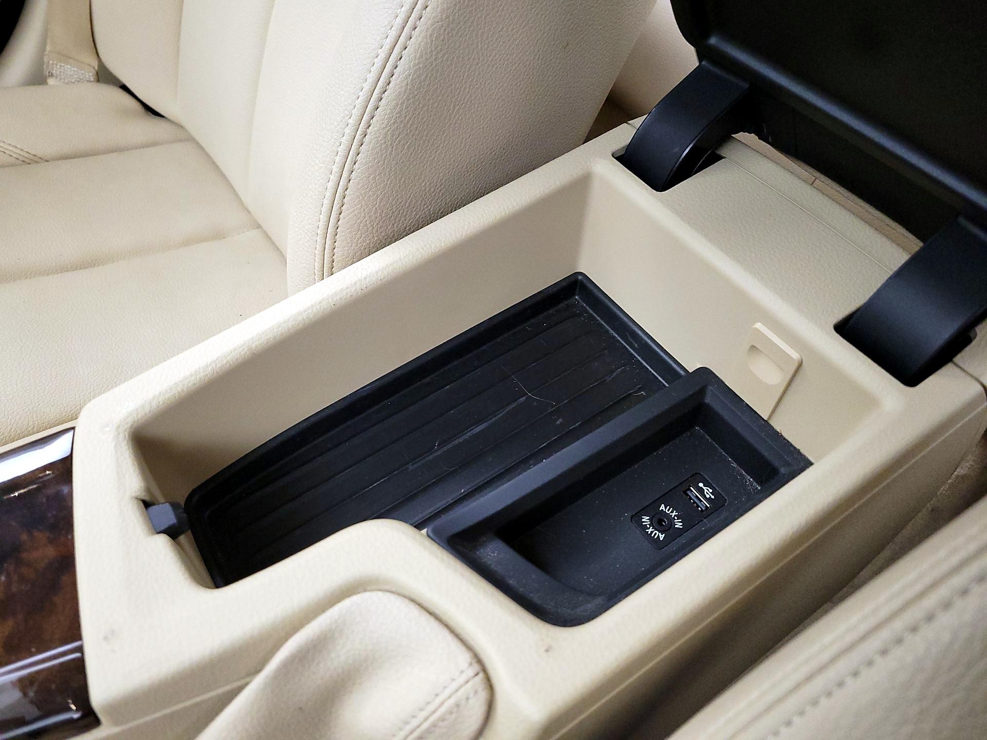 Thumbnail: 2015 BMW 3 Series - 18