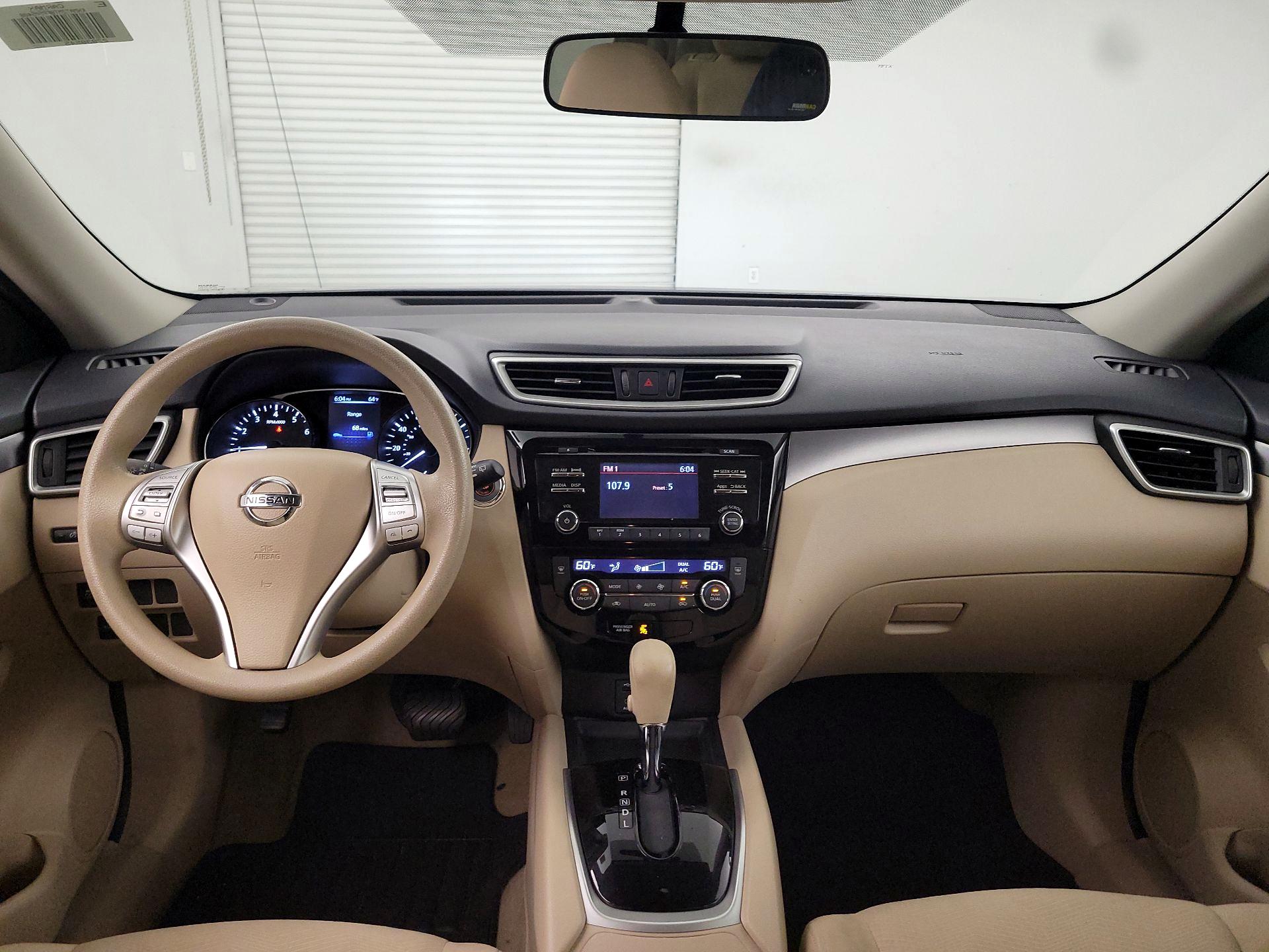 Thumbnail: 2015 Nissan Rogue - 9