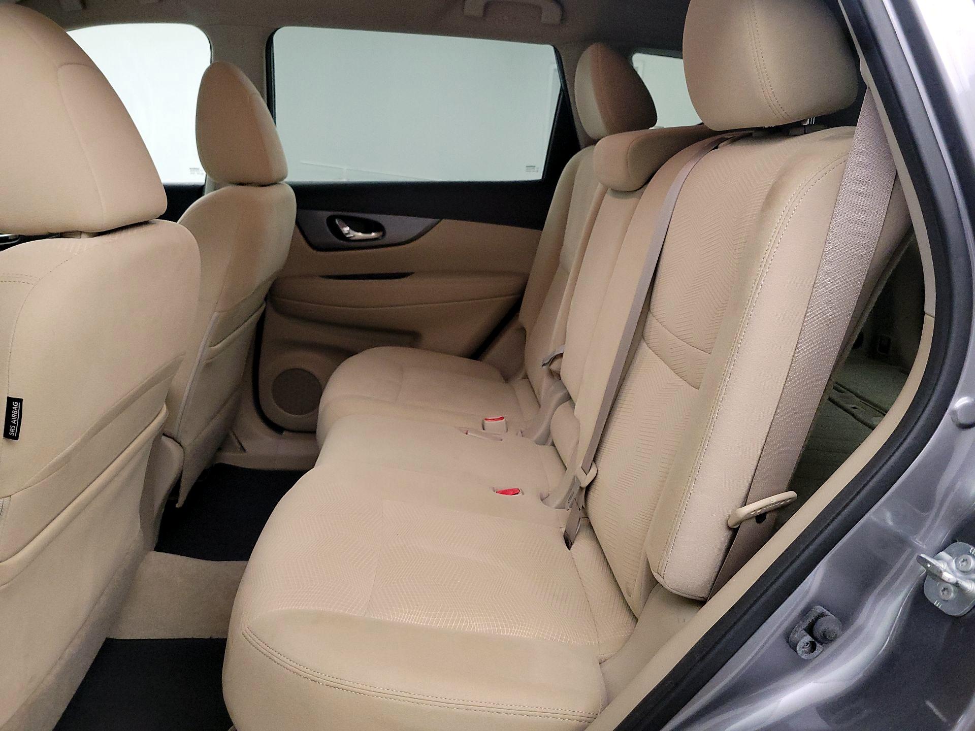 Thumbnail: 2015 Nissan Rogue - 19