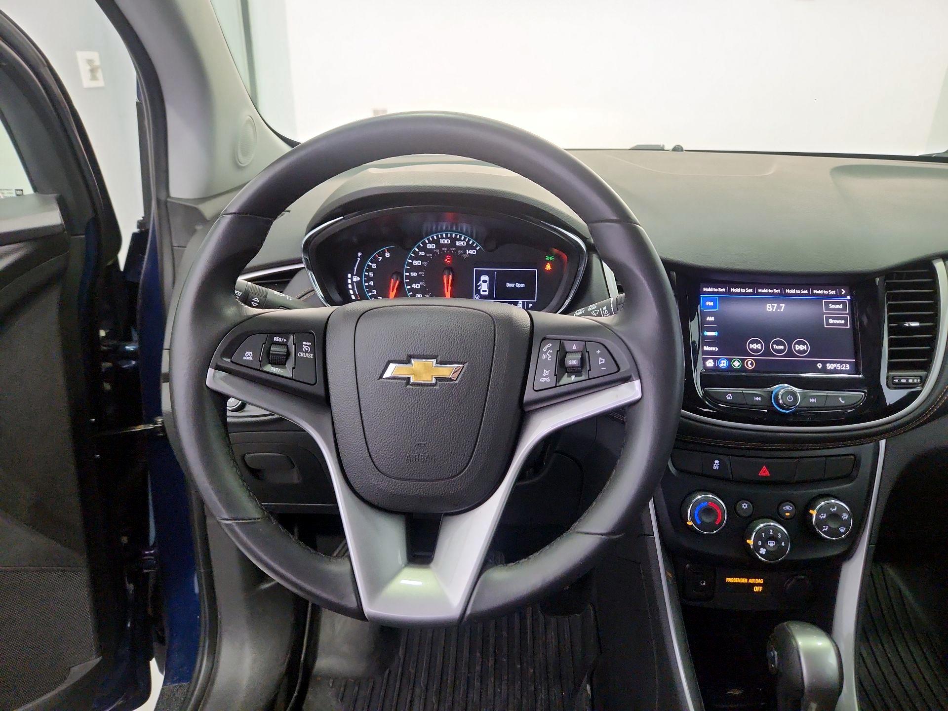 Thumbnail: 2020 Chevrolet Trax - 10